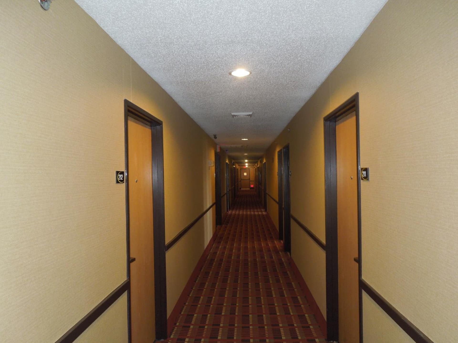 Super 8 by Wyndham Seville gallery photo in Seville, OH — image 12