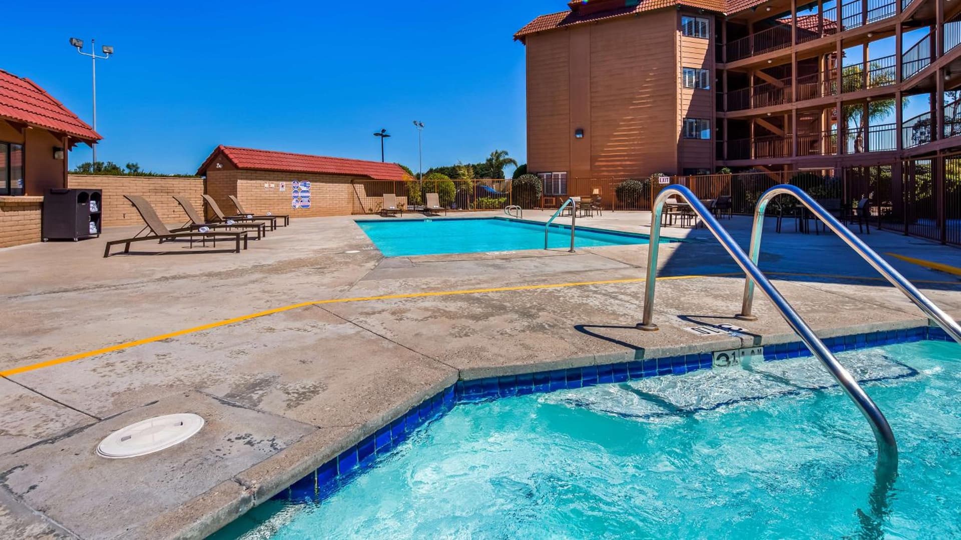 Lompoc Valley Inn and Suites property views in Lompoc, CA — gallery photo 3