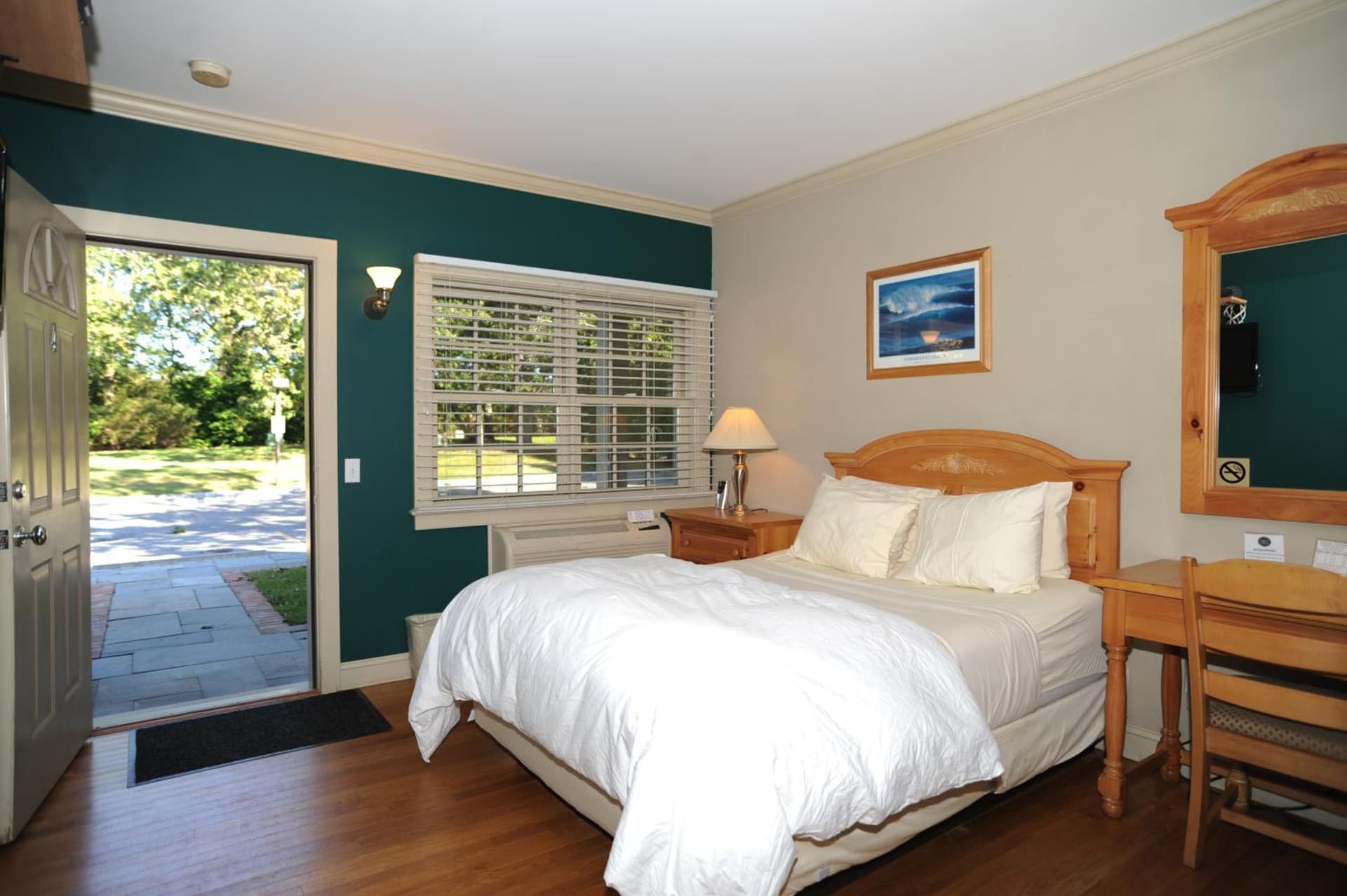 Southampton Long Island Hotel gallery photo in Southampton, NY — image 13