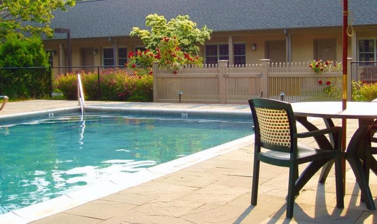 Southampton Long Island Hotel property views in Southampton, NY — gallery photo 3