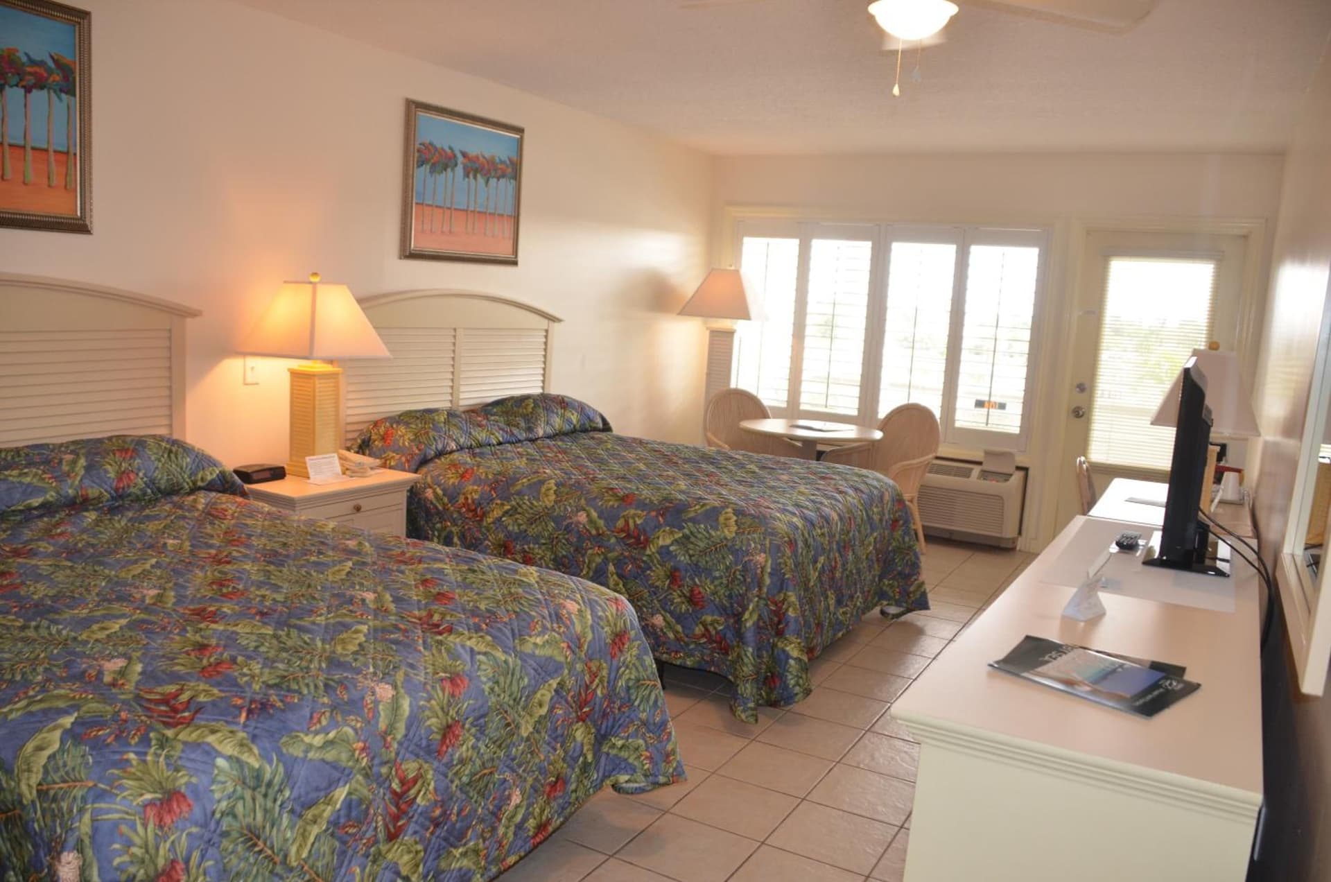 Pirate's Cove Resort and Marina - Stuart gallery photo in Stuart, FL — image 43