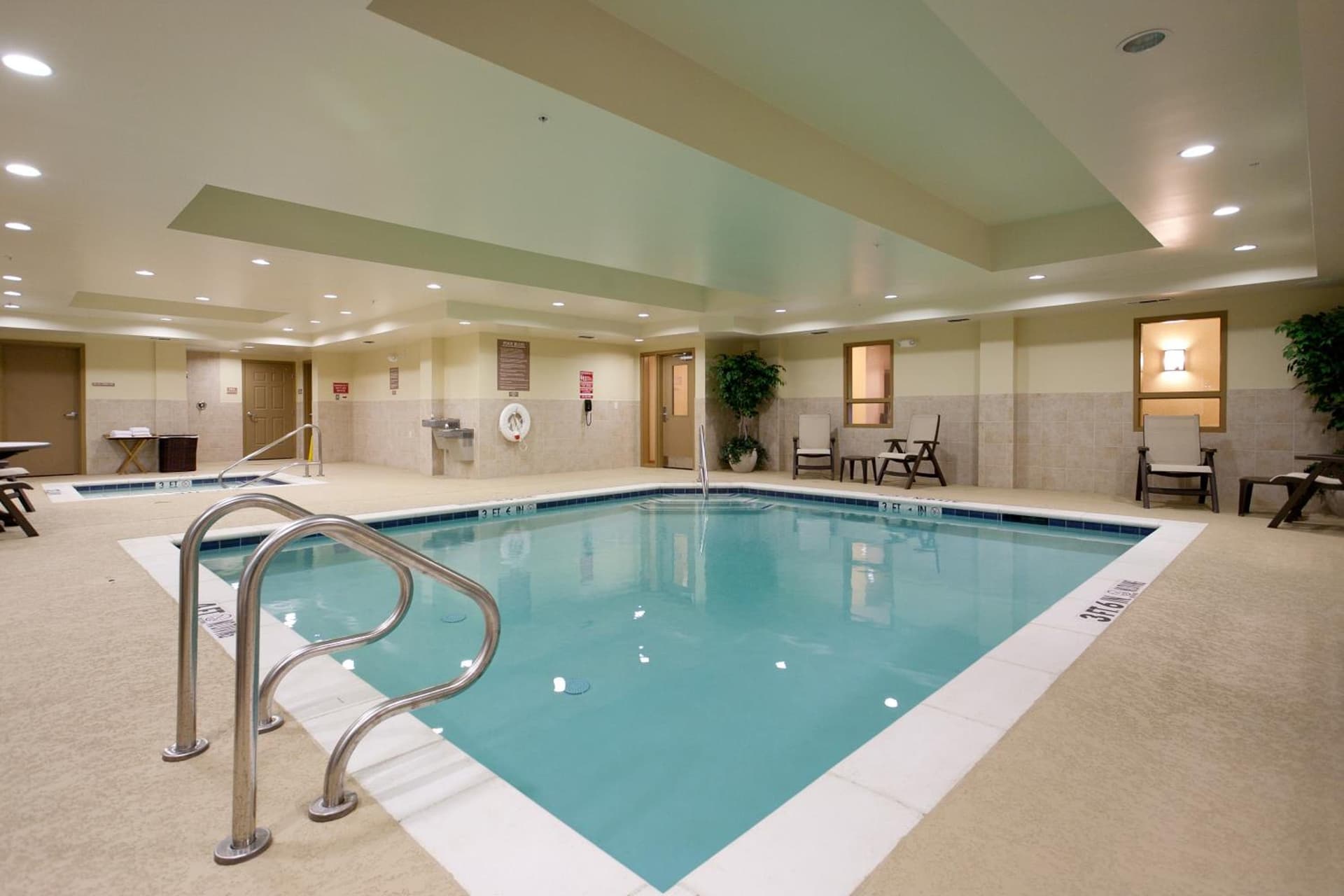 Country Inn & Suites by Radisson, Texarkana, TX property views in Texarkana - Texas, TX — gallery photo 3