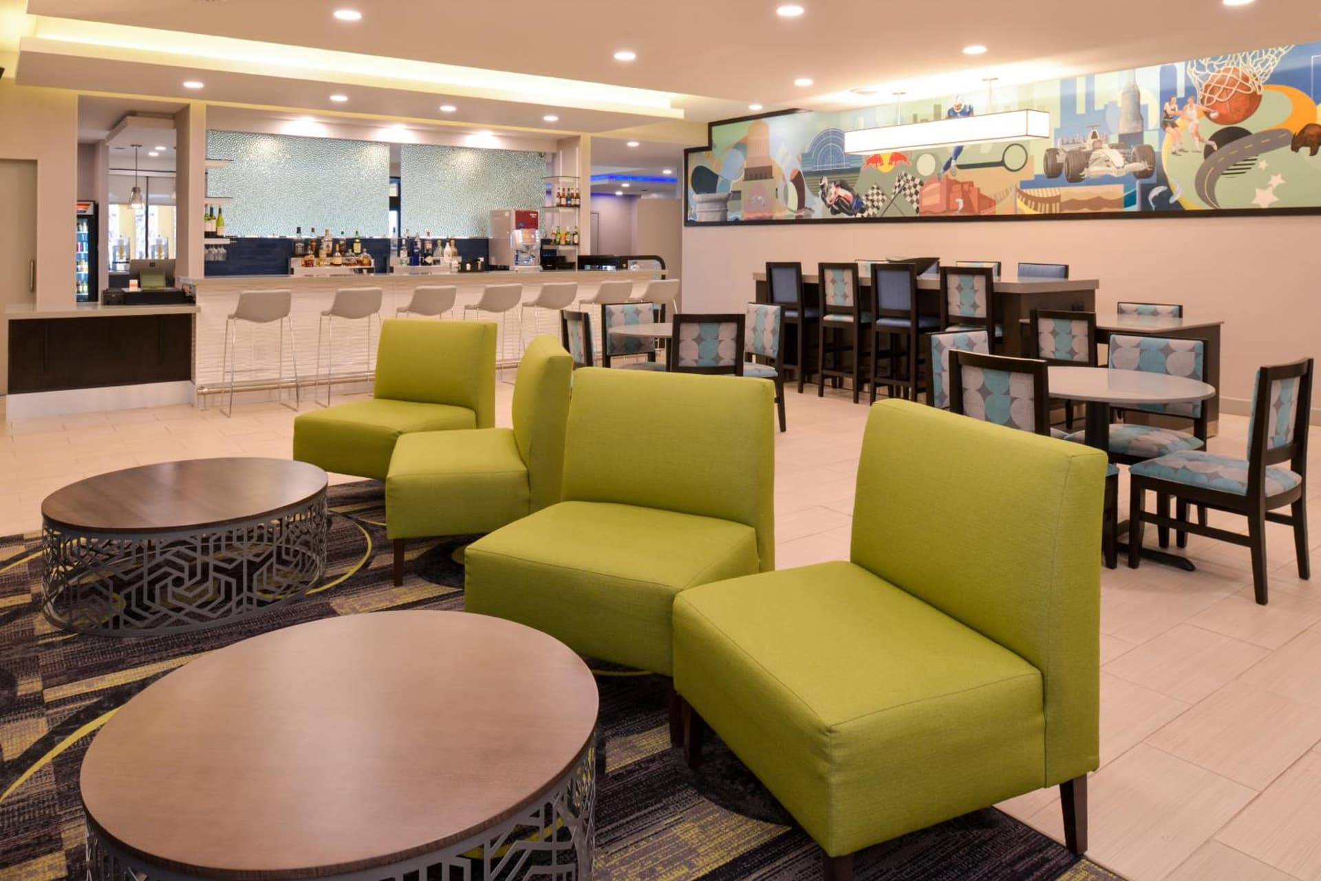 La Quinta by Wyndham Indianapolis South gallery photo in Indianapolis, IN — image 75