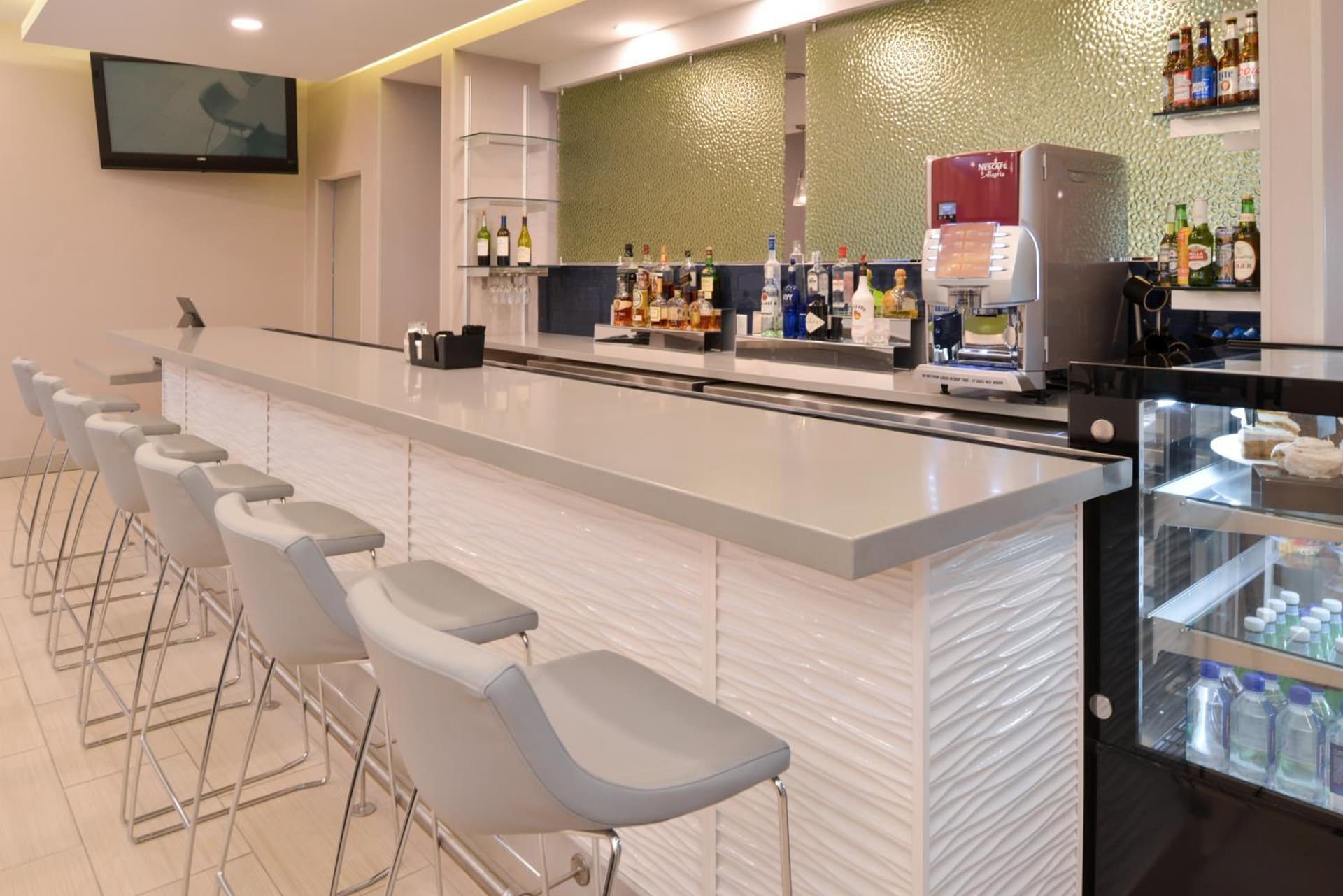 La Quinta by Wyndham Indianapolis South gallery photo in Indianapolis, IN — image 54