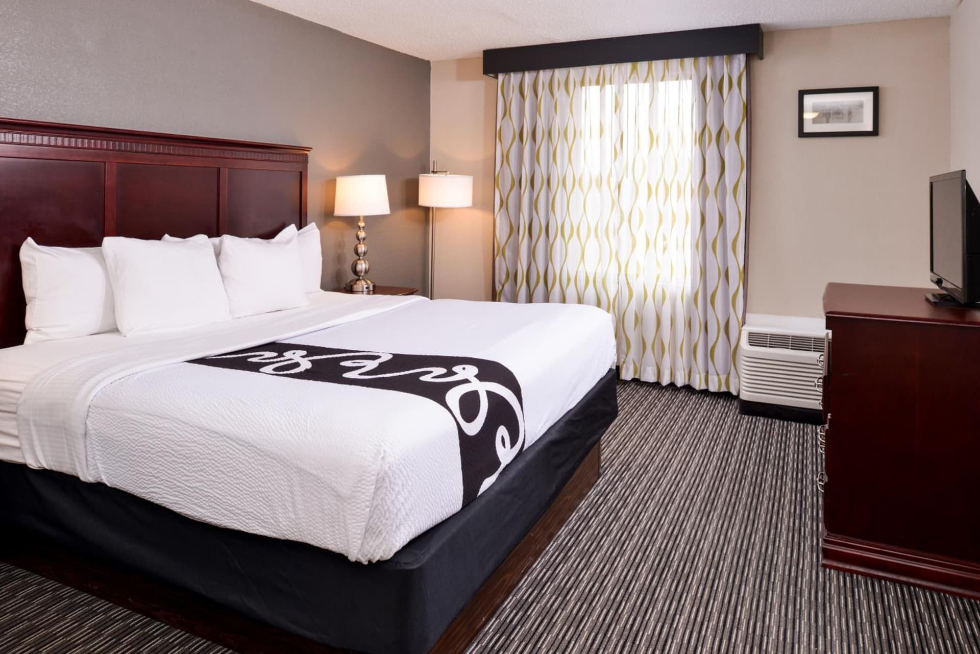 La Quinta by Wyndham Indianapolis South gallery photo in Indianapolis, IN — image 9