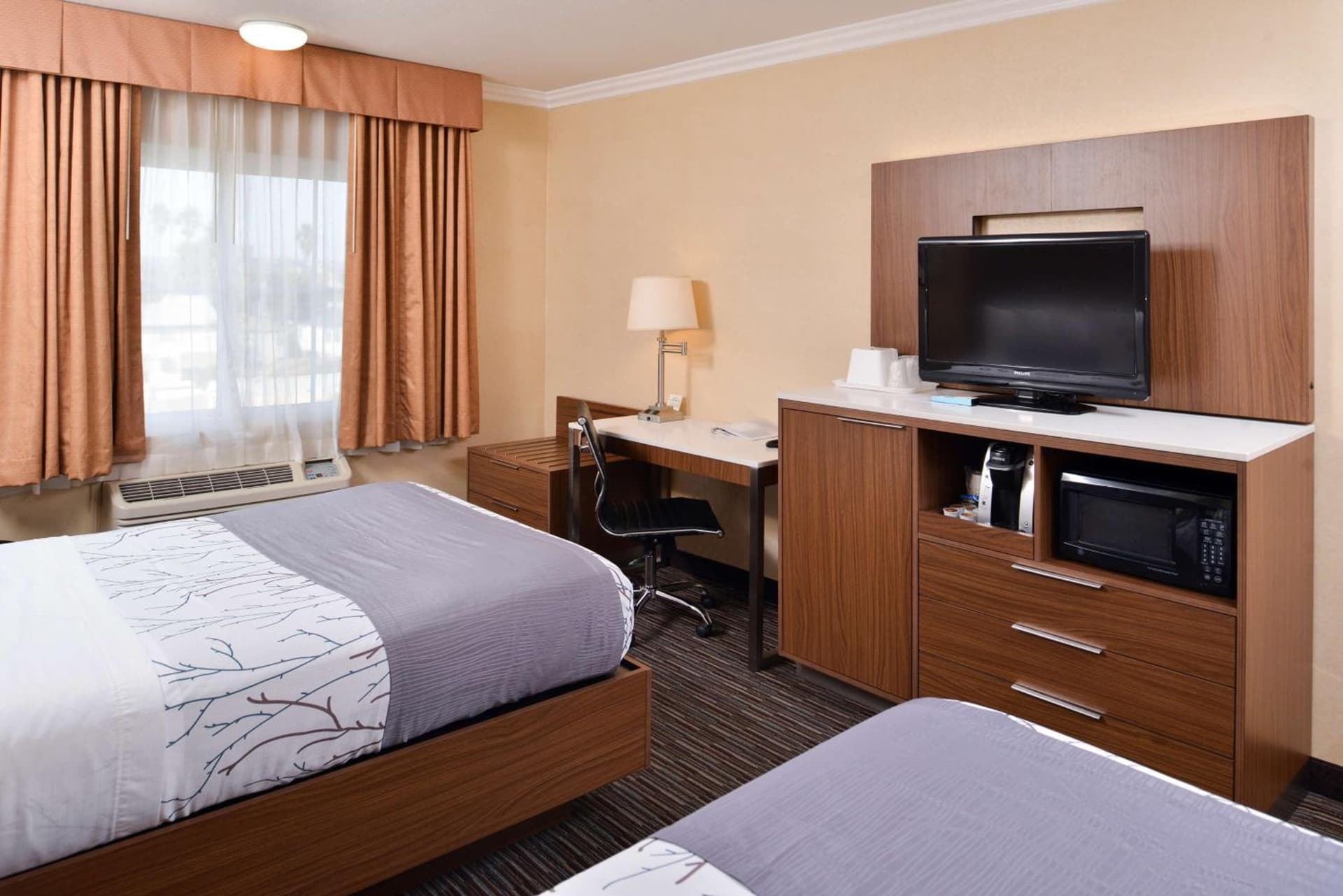 Best Western Airpark Hotel - LAX Airport LA Stadium gallery photo in Inglewood, CA — image 15