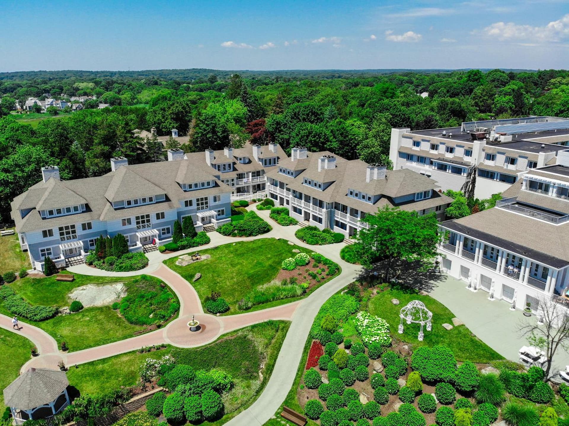 Water's Edge Resort & Spa gallery photo in Westbrook, CT — image 25
