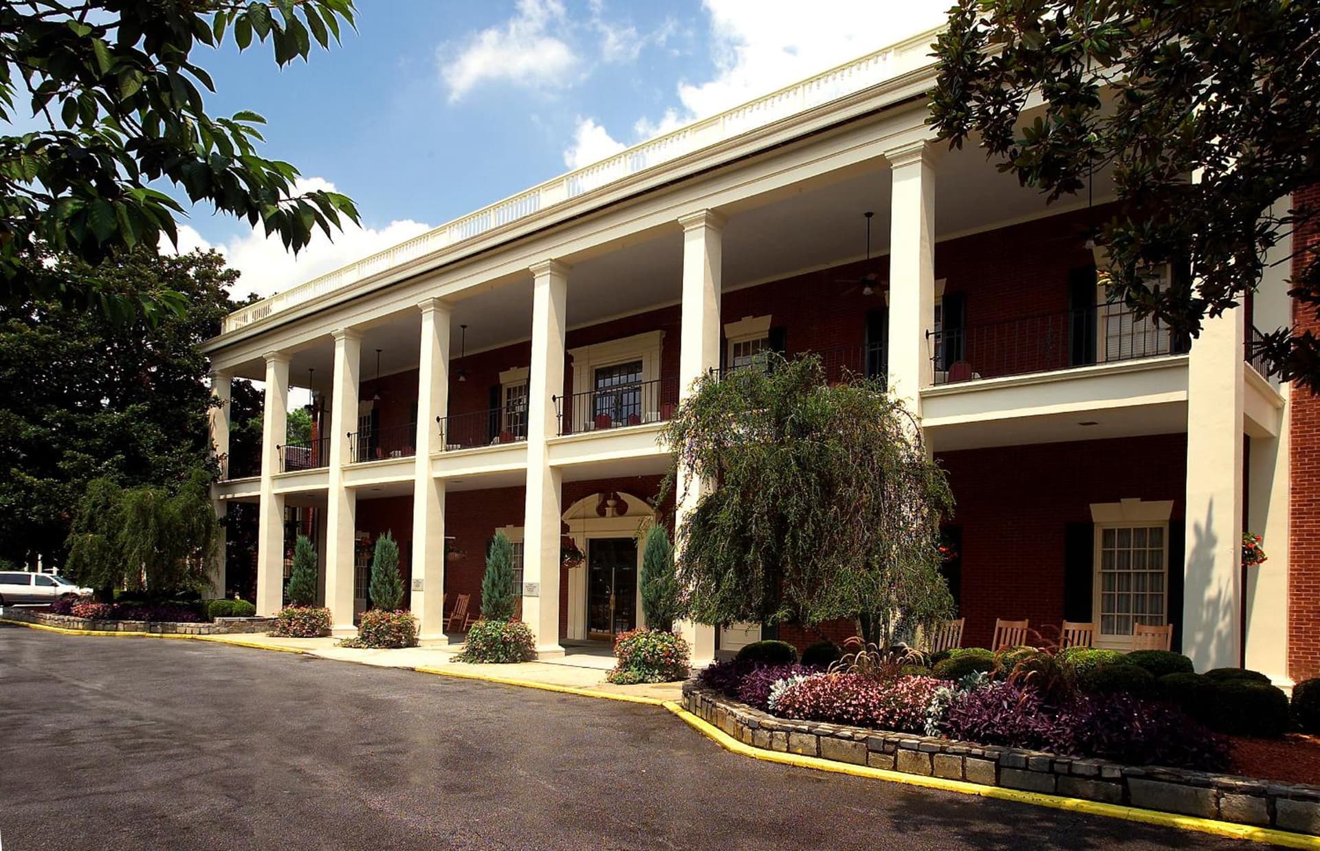 The Inn at Stone Mountain Park interior in Stone Mountain, GA — gallery photo 2