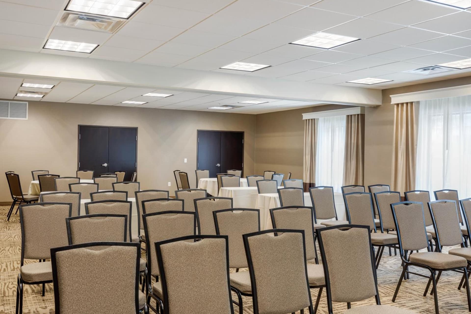 Comfort Inn & Suites Schenectady - Scotia gallery photo in Schenectady, NY — image 47
