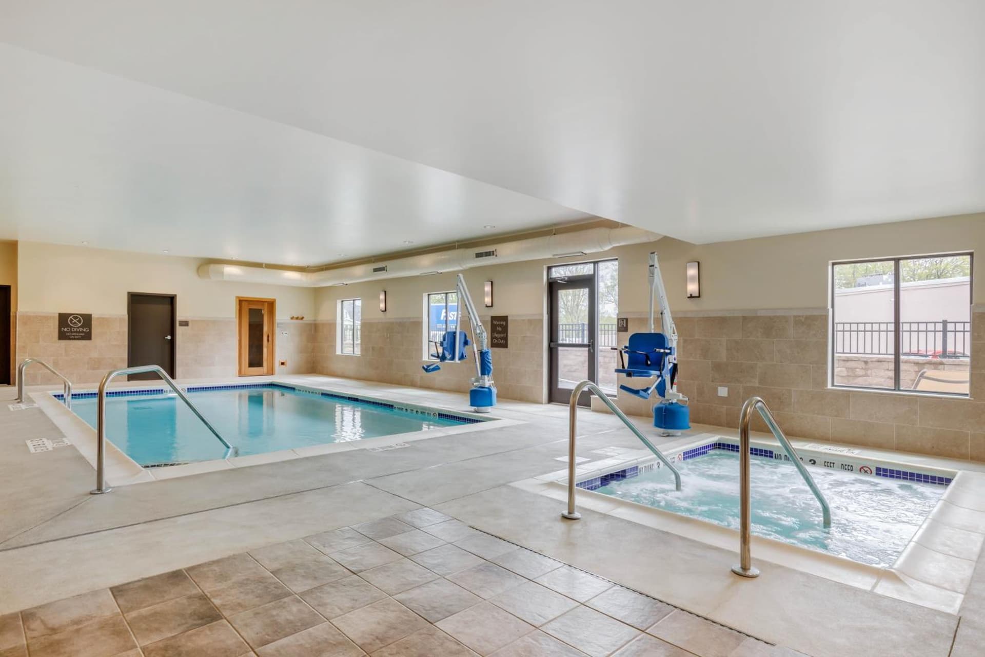 Comfort Inn & Suites Schenectady - Scotia gallery photo in Schenectady, NY — image 45