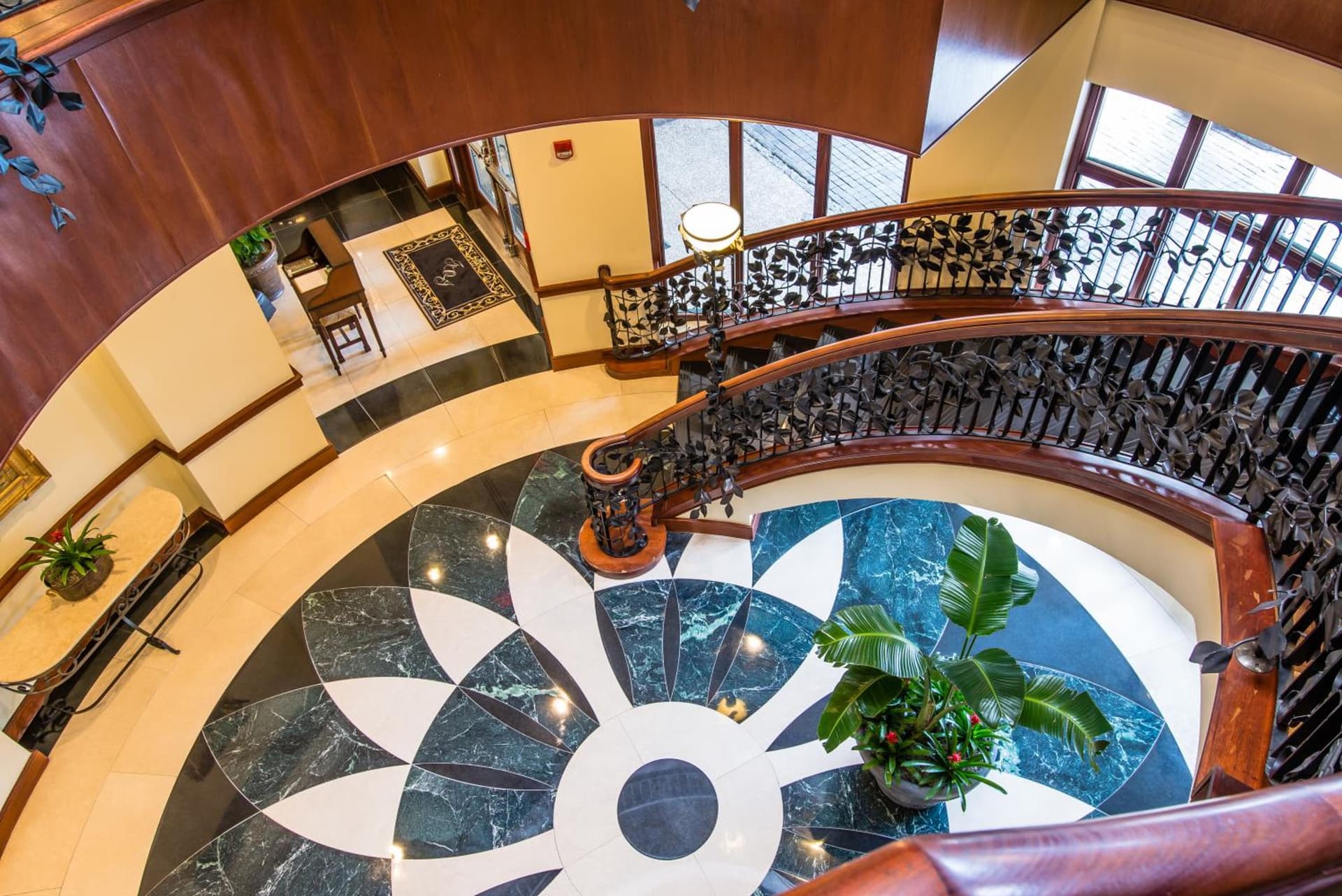 French Quarter Inn gallery photo in Charleston, SC — image 32