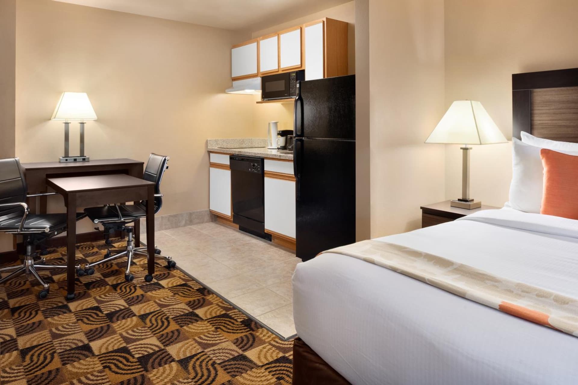 Hawthorn Extended Stay by Wyndham Milwaukee Airport gallery photo in Milwaukee, WI — image 29