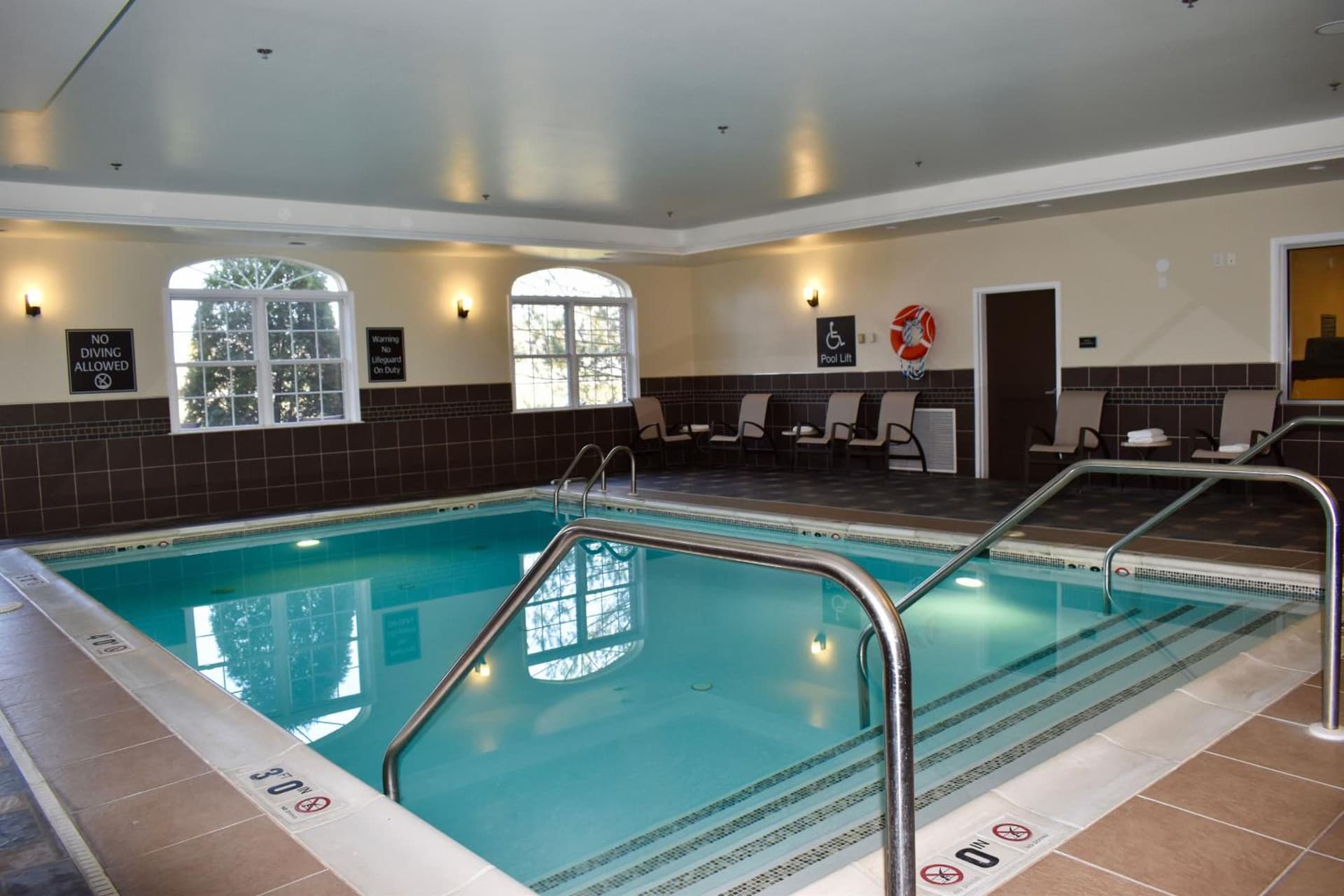 Best Western Plus Easton Inn & Suites property views in Easton, MD — gallery photo 3