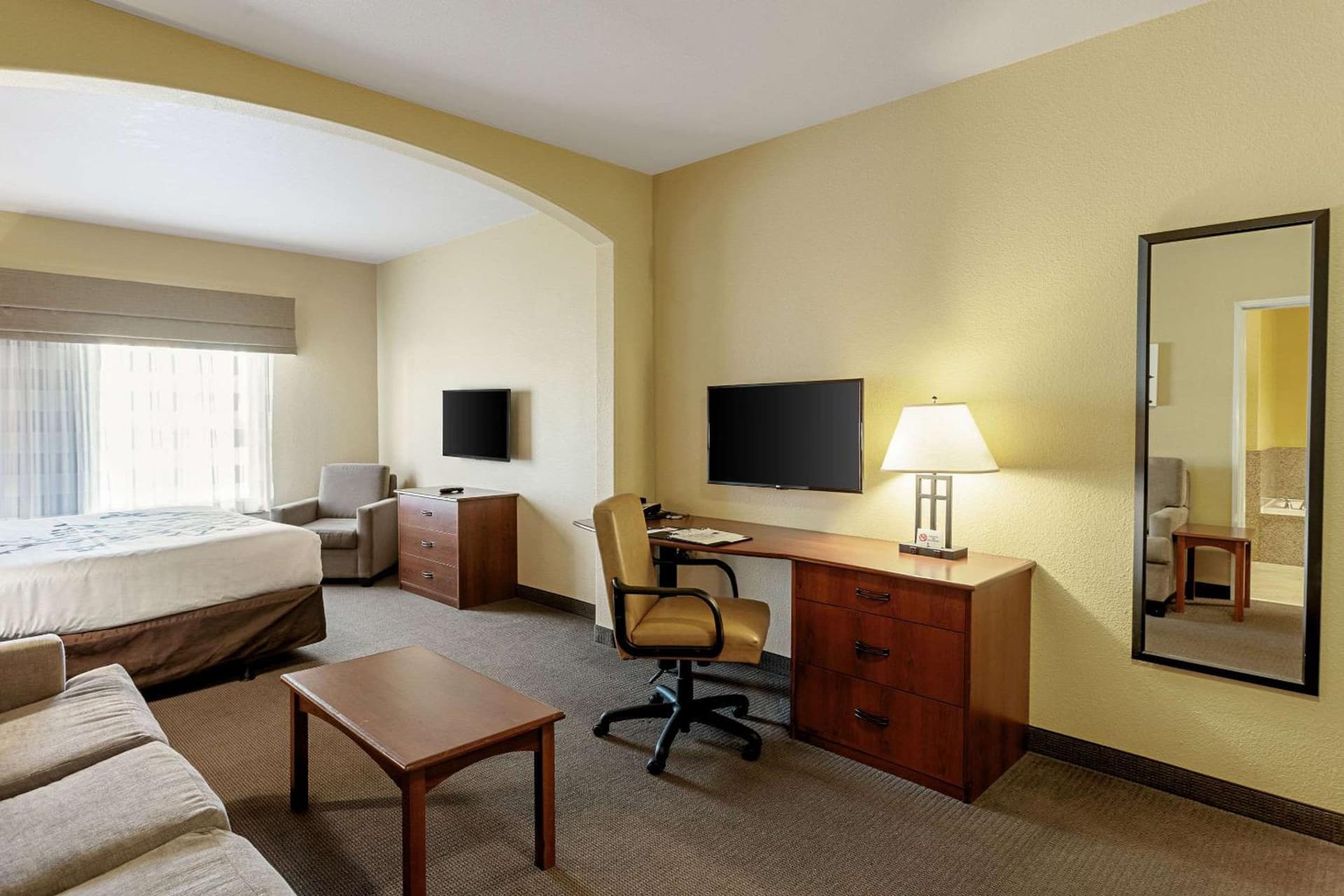 Sleep Inn & Suites Tyler South gallery photo in Tyler, TX — image 11