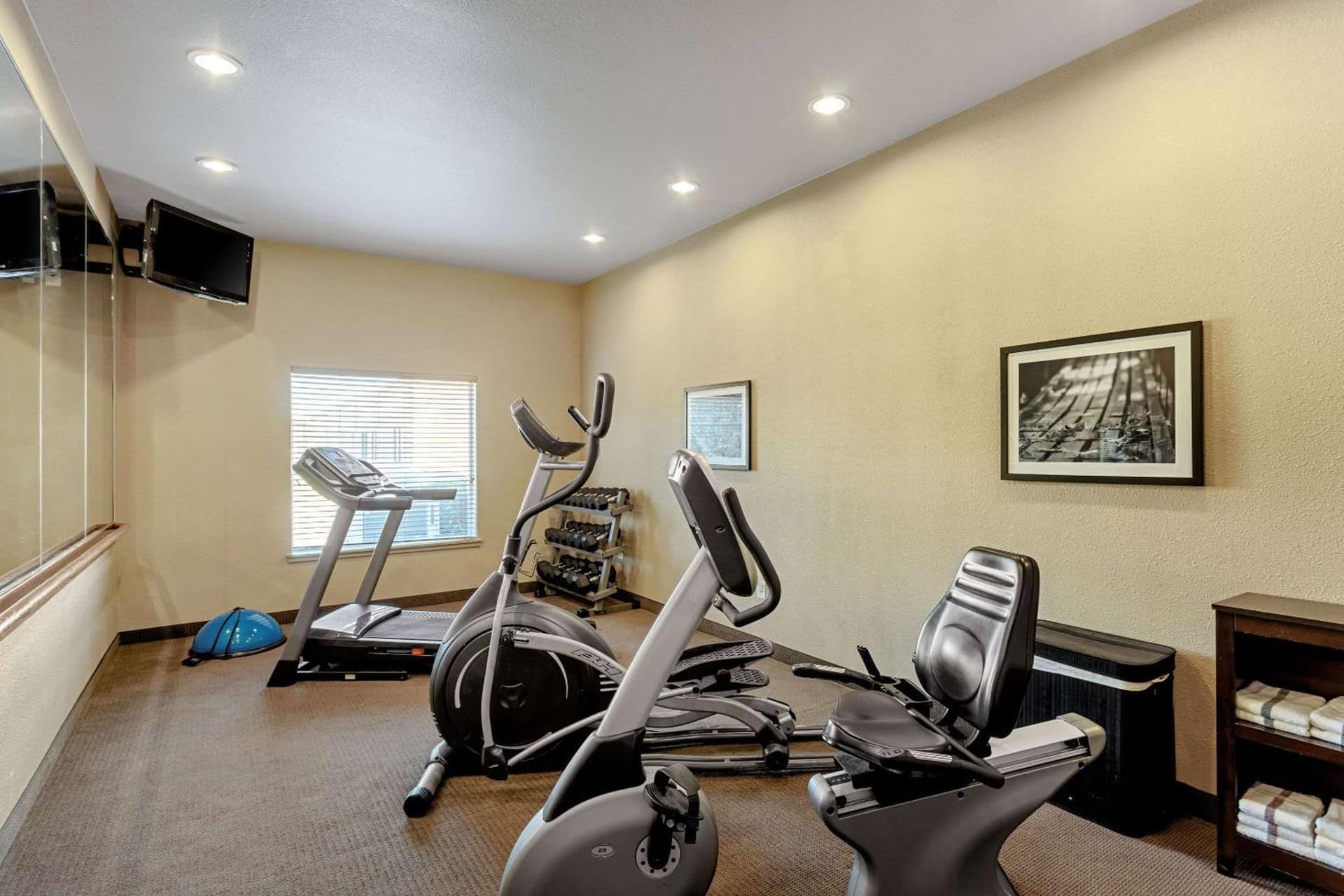 Sleep Inn & Suites Tyler South gallery photo in Tyler, TX — image 32