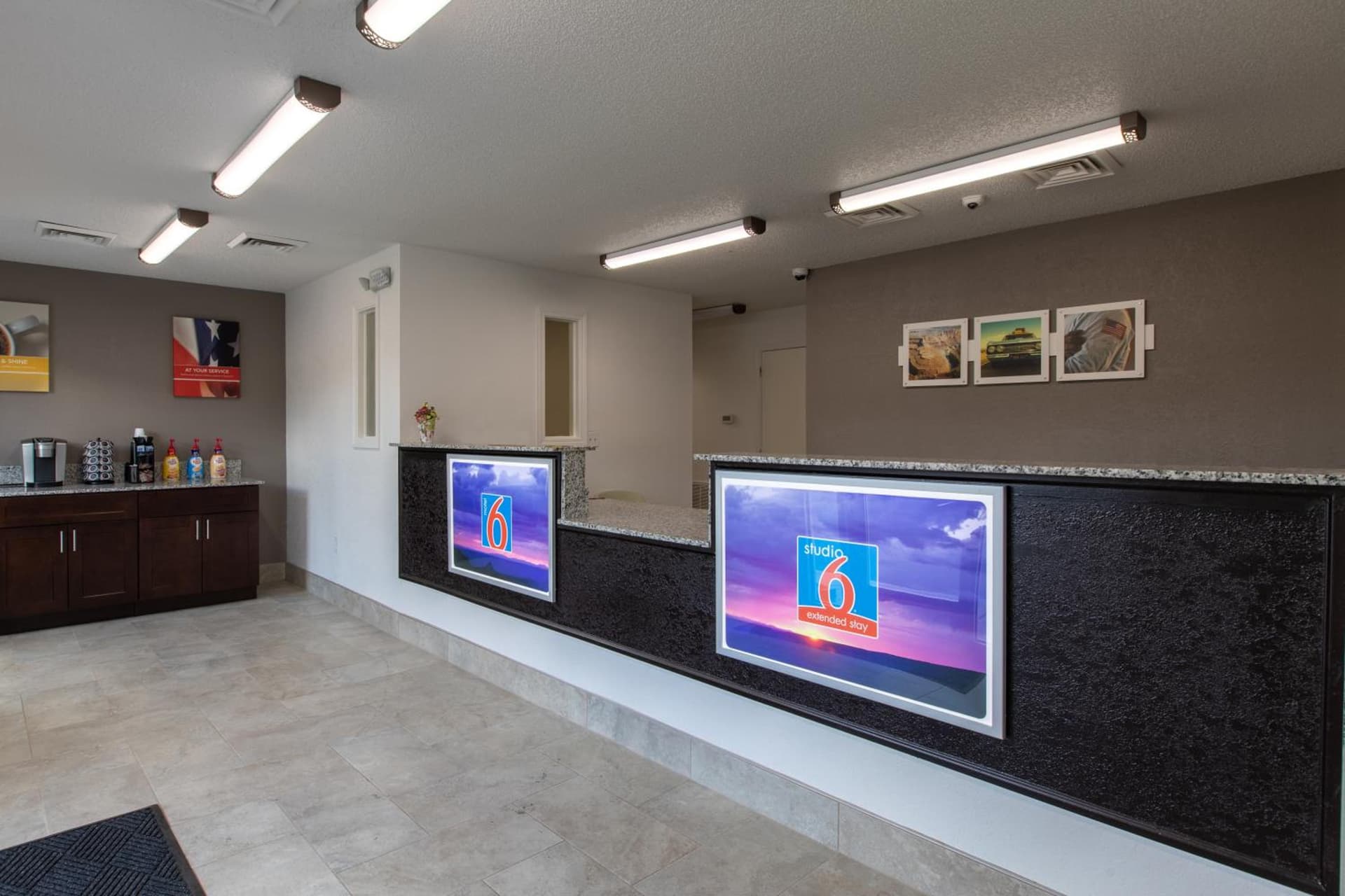 Motel 6-Greenville, SC - I-85 Near Downtown property views in Greenville, SC — gallery photo 3