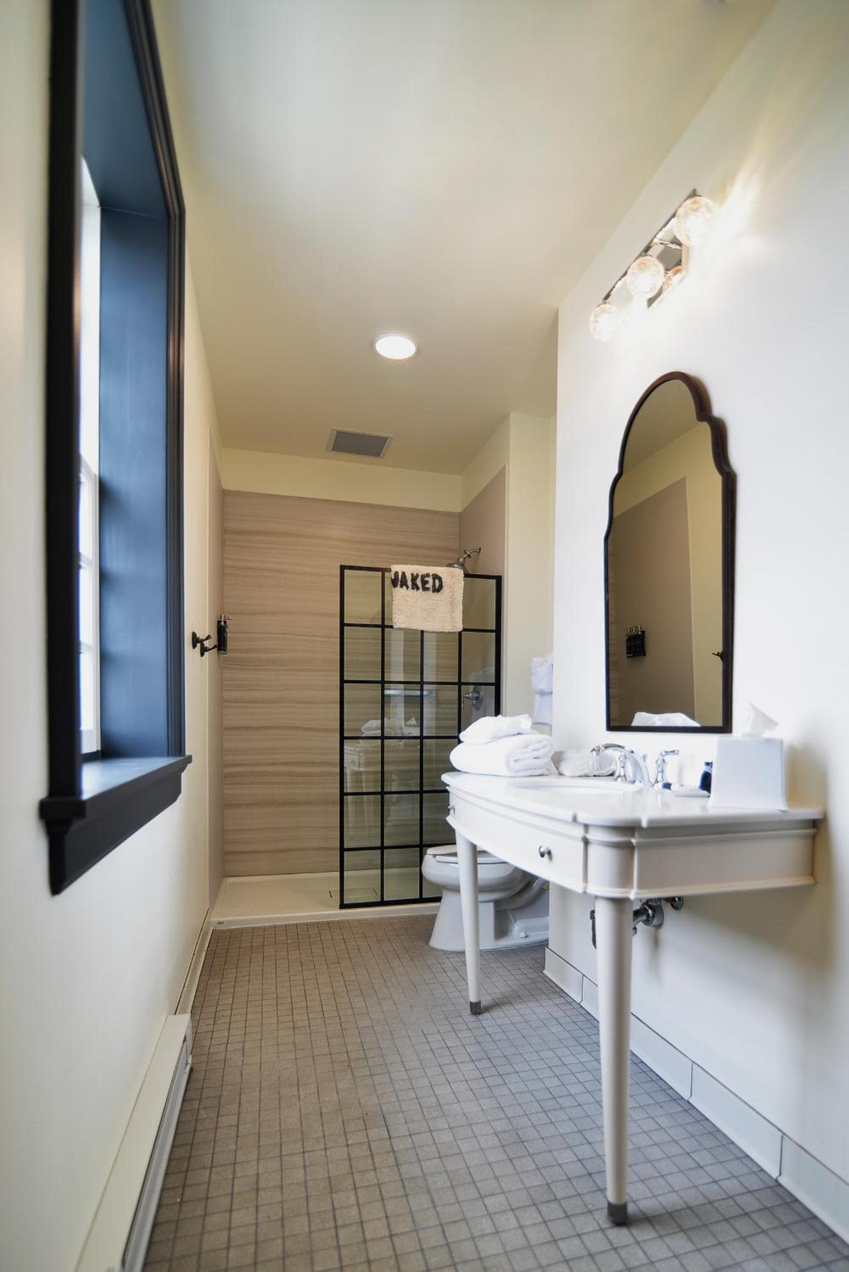 The Stella Hotel & Ballroom gallery photo in Kenosha, WI — image 41