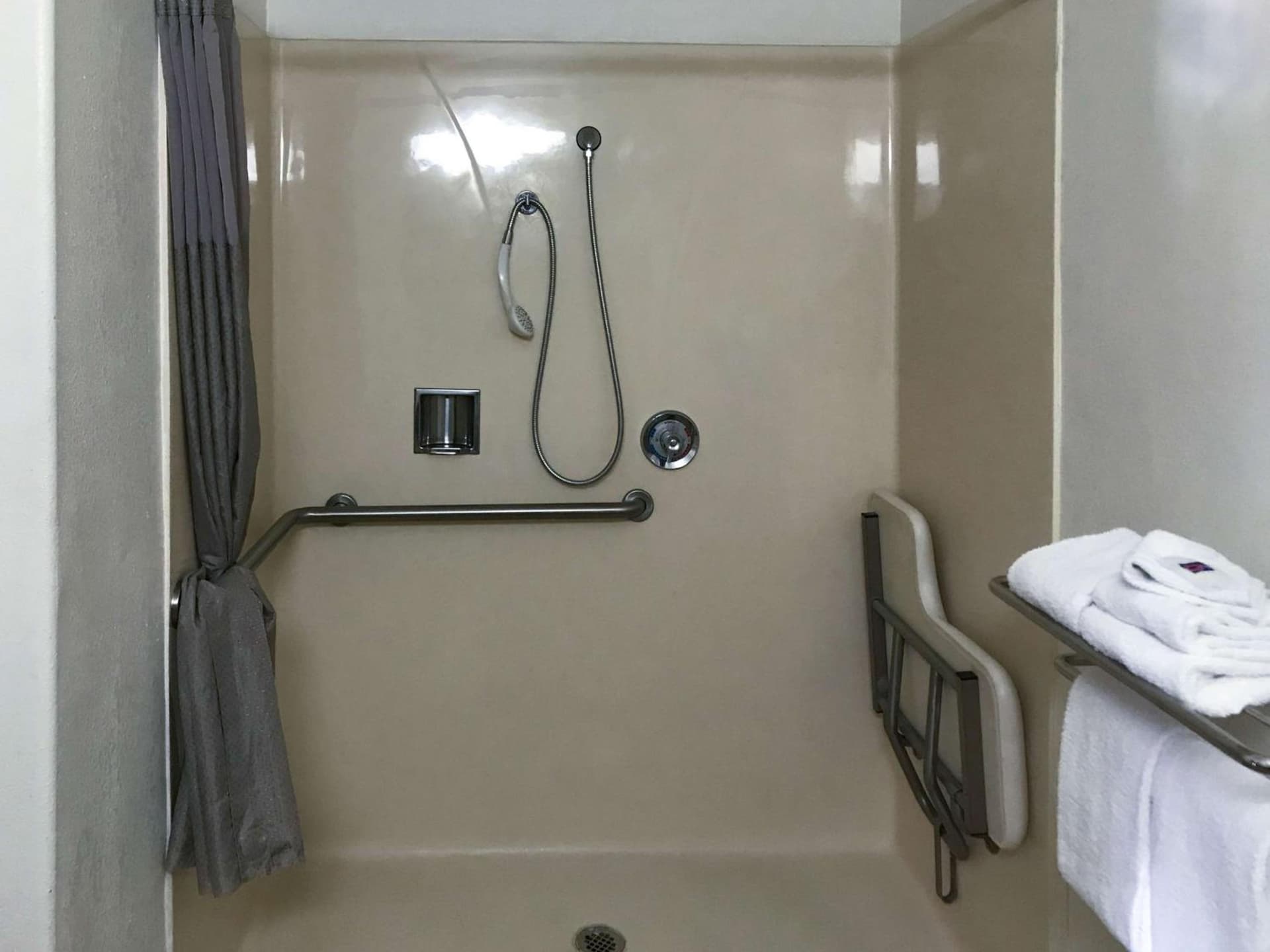 Motel 6-Visalia, CA gallery photo in Visalia, CA — image 42