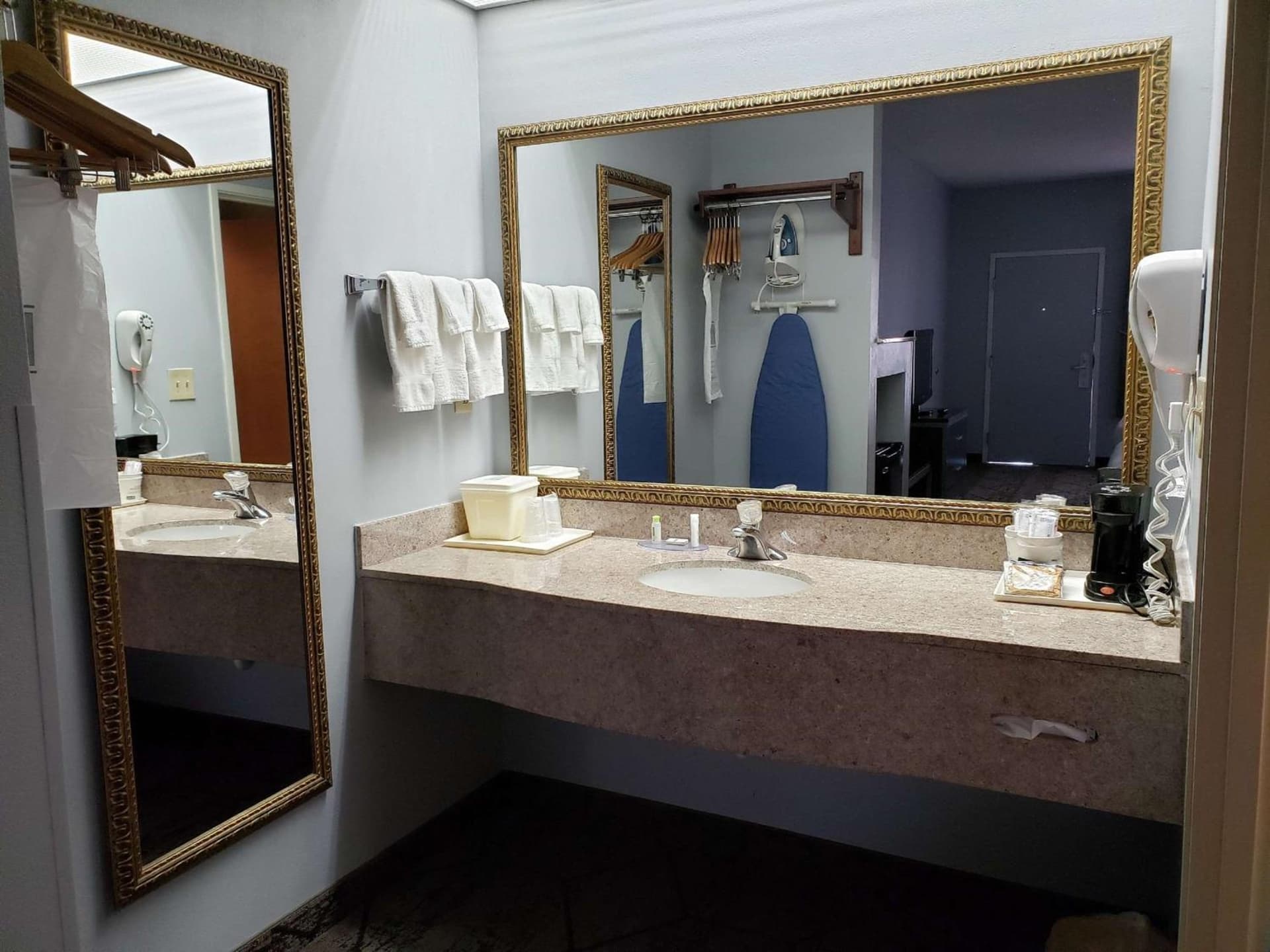 SureStay Plus Hotel by Best Western Warner Robins AFB gallery photo in Warner Robins, GA — image 13
