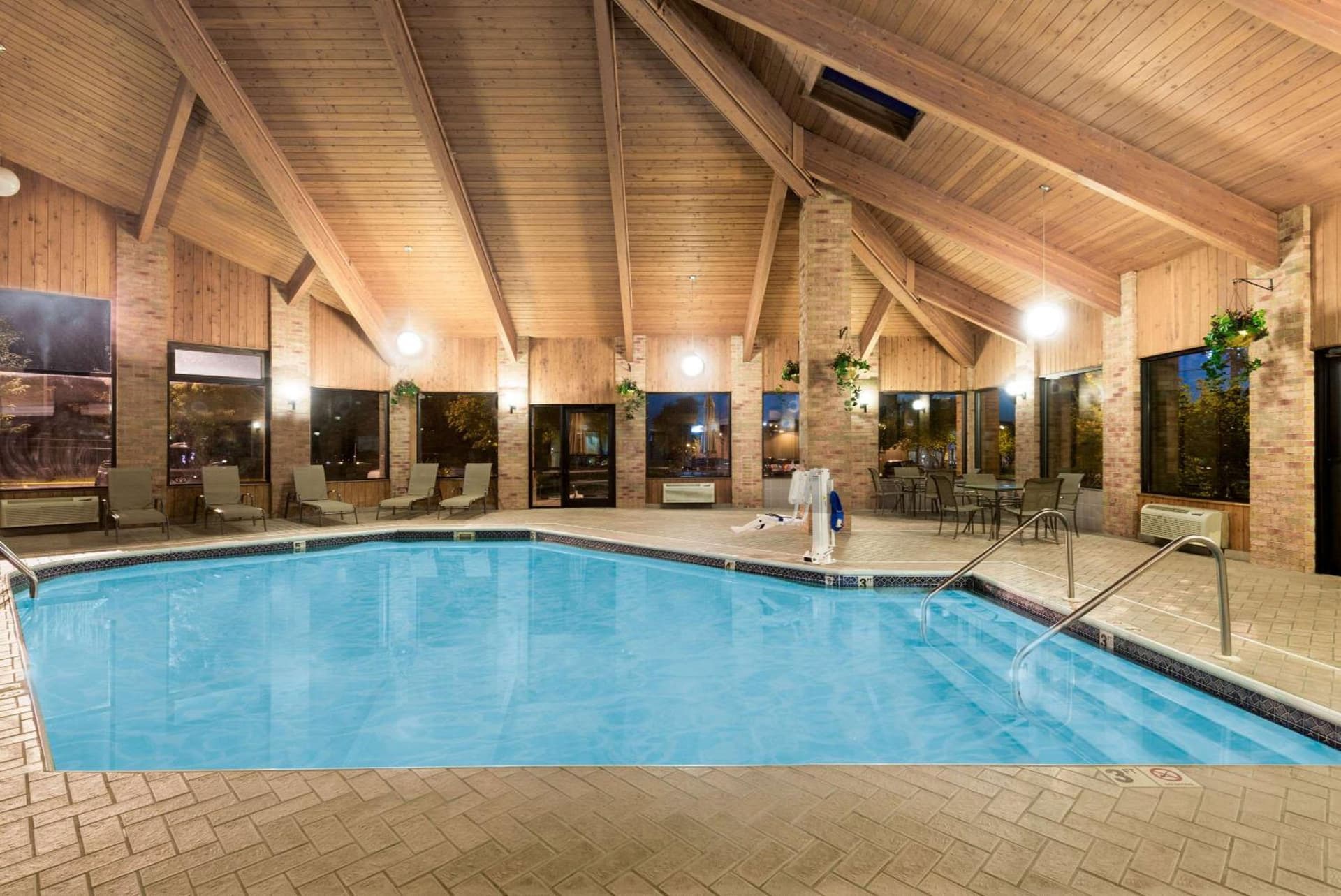 Baymont by Wyndham Zanesville gallery photo in Zanesville, OH — image 13