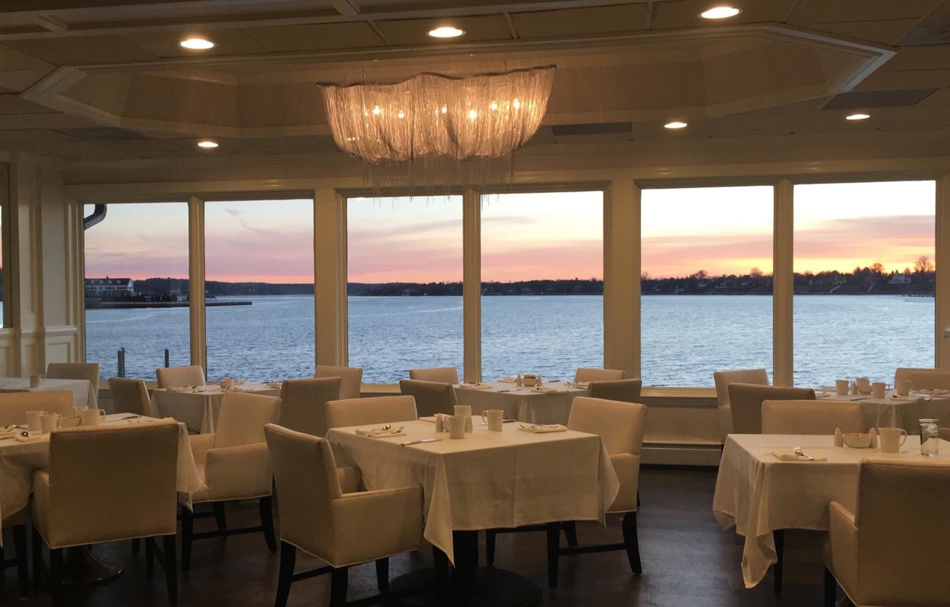 Oyster Point Hotel property views in Red Bank, NJ — gallery photo 3