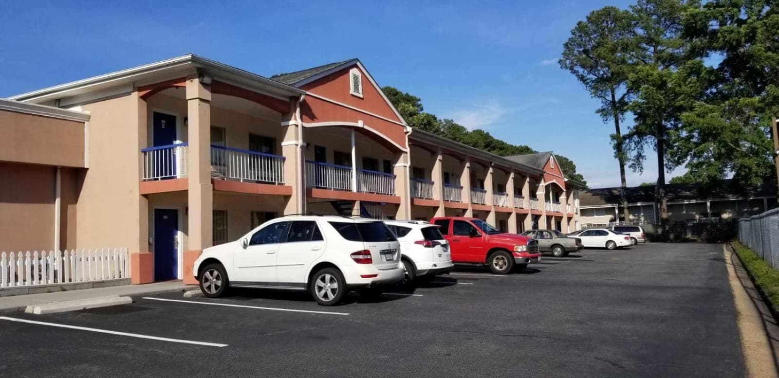 Budget Lodge interior in Newport News, VA — gallery photo 2