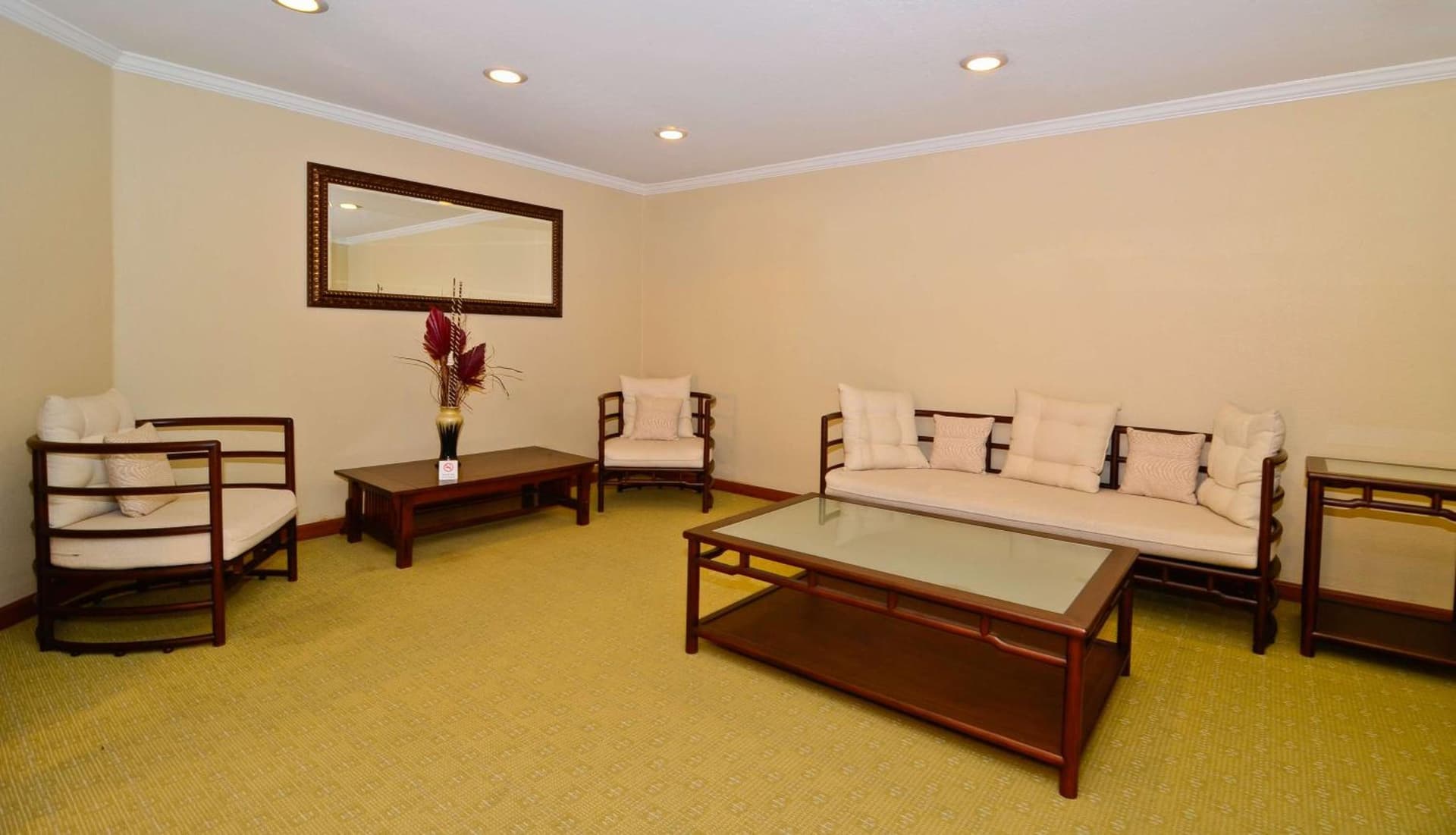 Best Western Plus Newport Mesa Inn gallery photo in Costa Mesa, CA — image 7