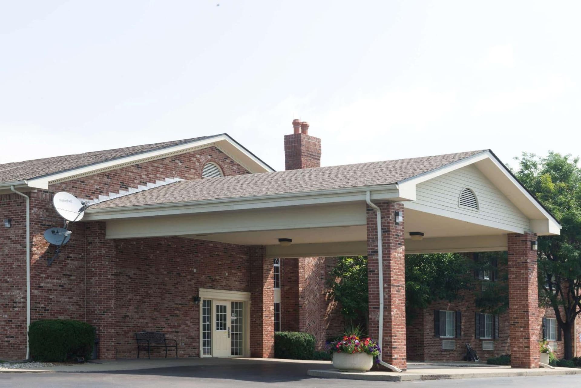 Super 8 by Wyndham Greenfield featured exterior or lobby in Greenfield, IN — similar hotel