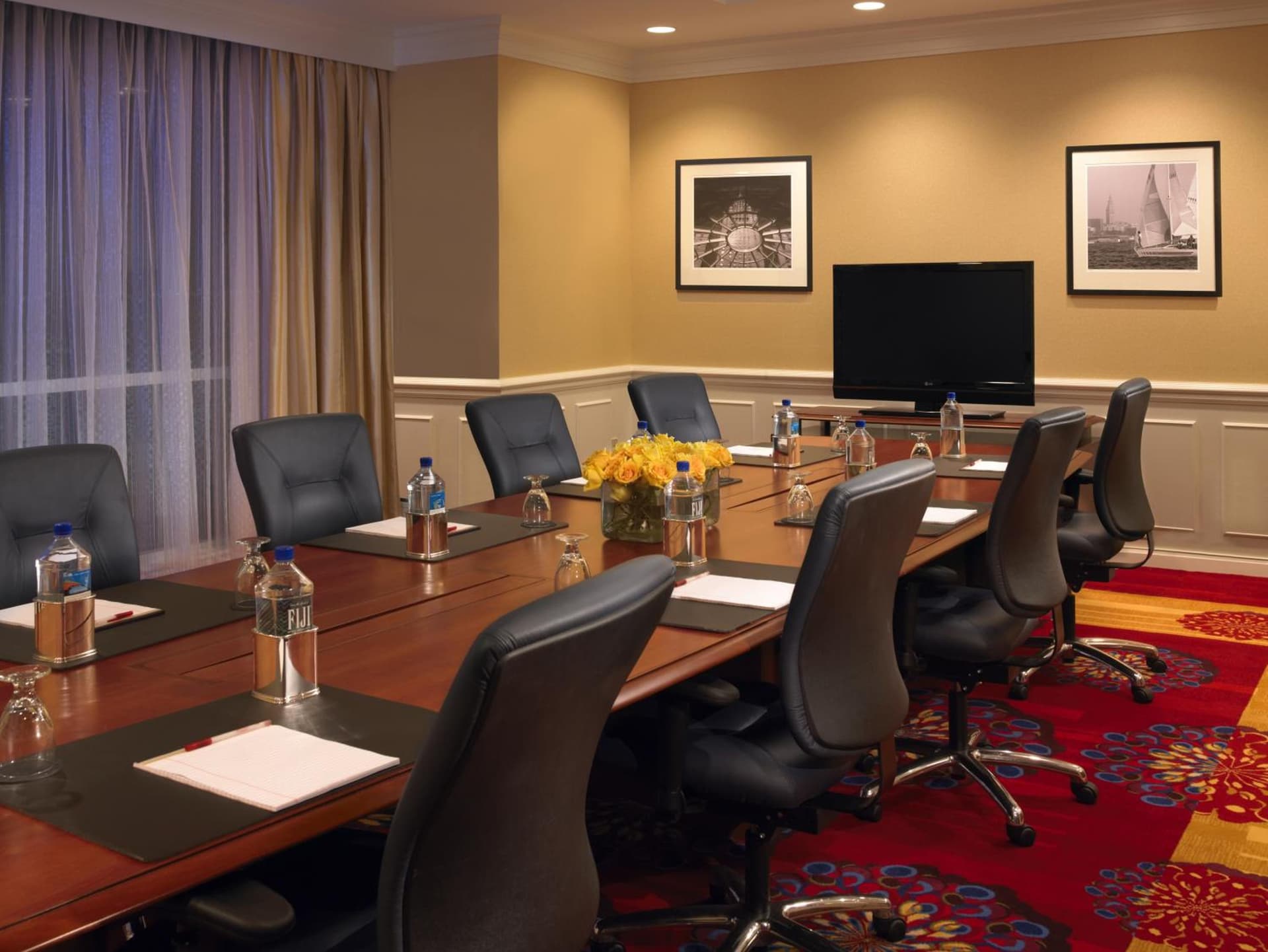 Wyndham Cleveland Airport interior in Cleveland, OH — gallery photo 2