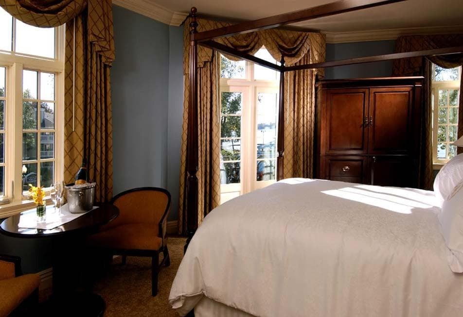 River Inn of Harbor Town interior in Memphis, TN — gallery photo 2
