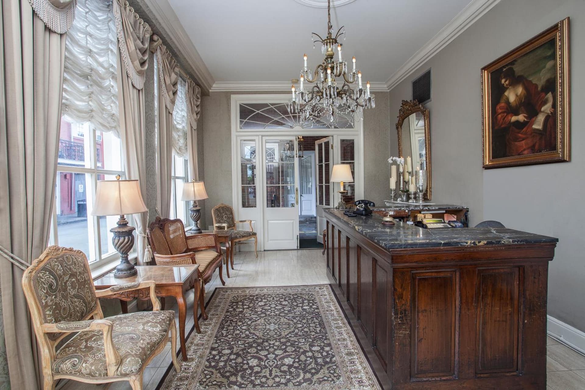 Chateau Hotel gallery photo in New Orleans, LA — image 12