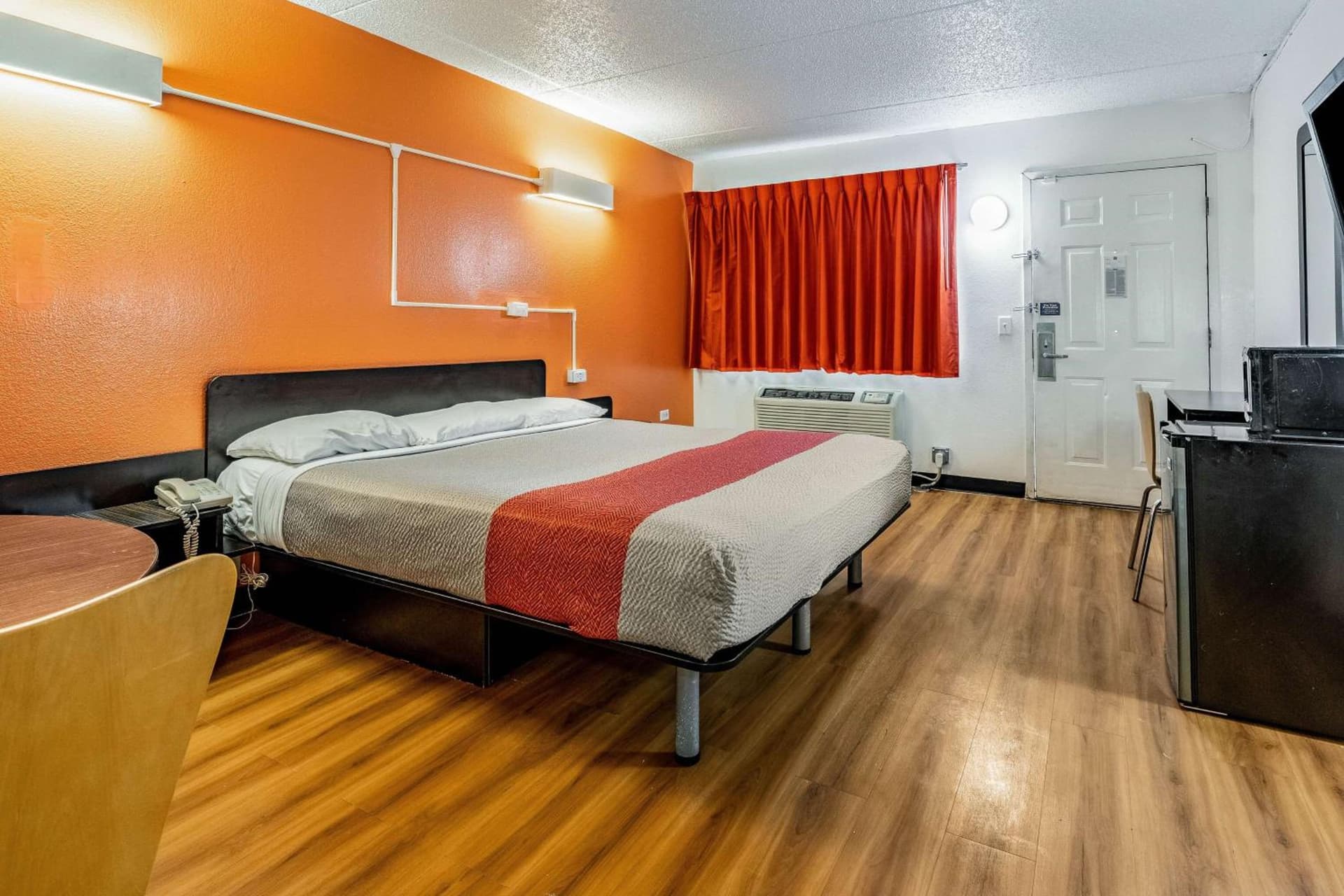 Motel 6-Joliet, IL - I-80 gallery photo in Joliet, IL — image 6