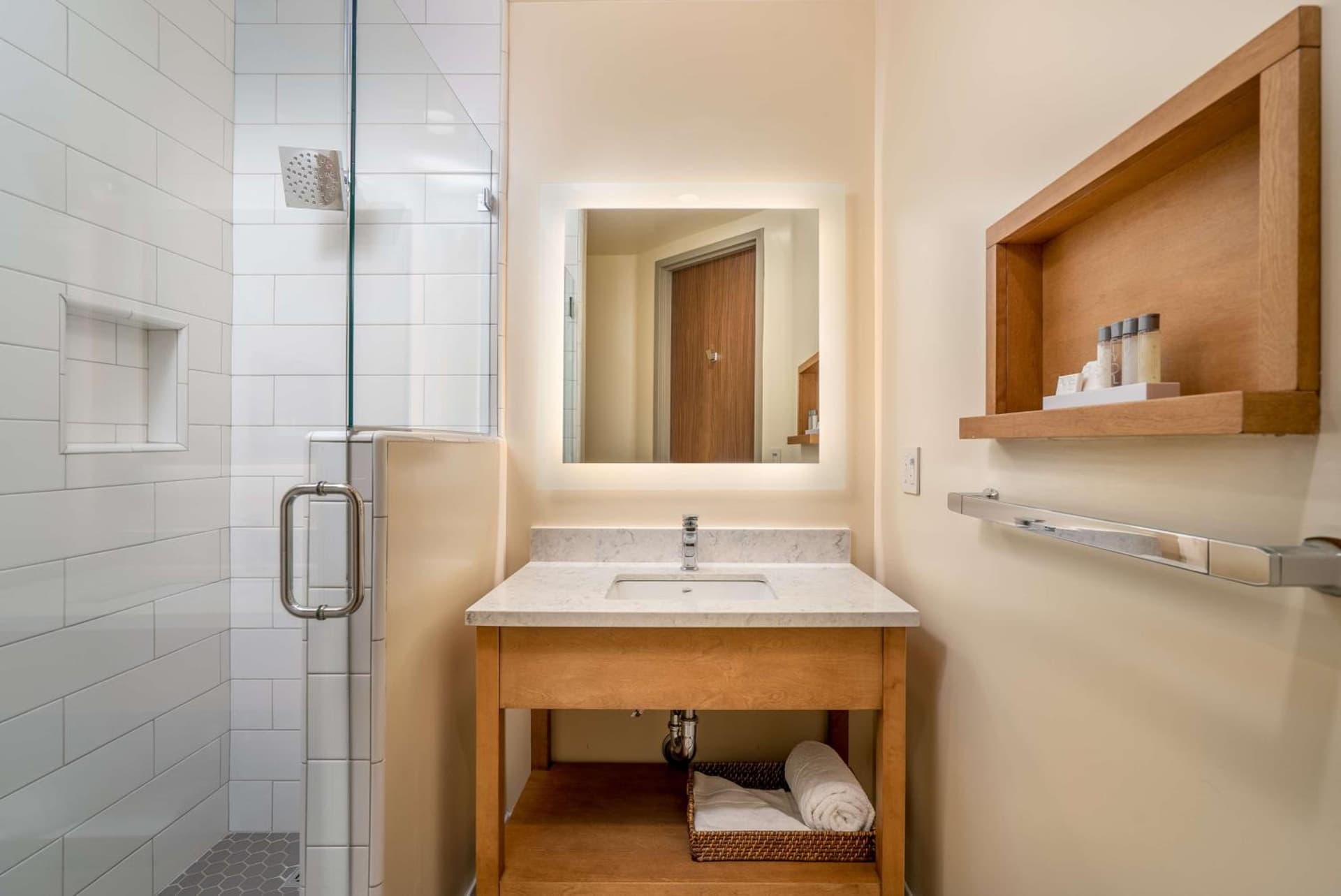 The Agrarian Hotel; Best Western Signature Collection interior in Arroyo Grande, CA — gallery photo 2