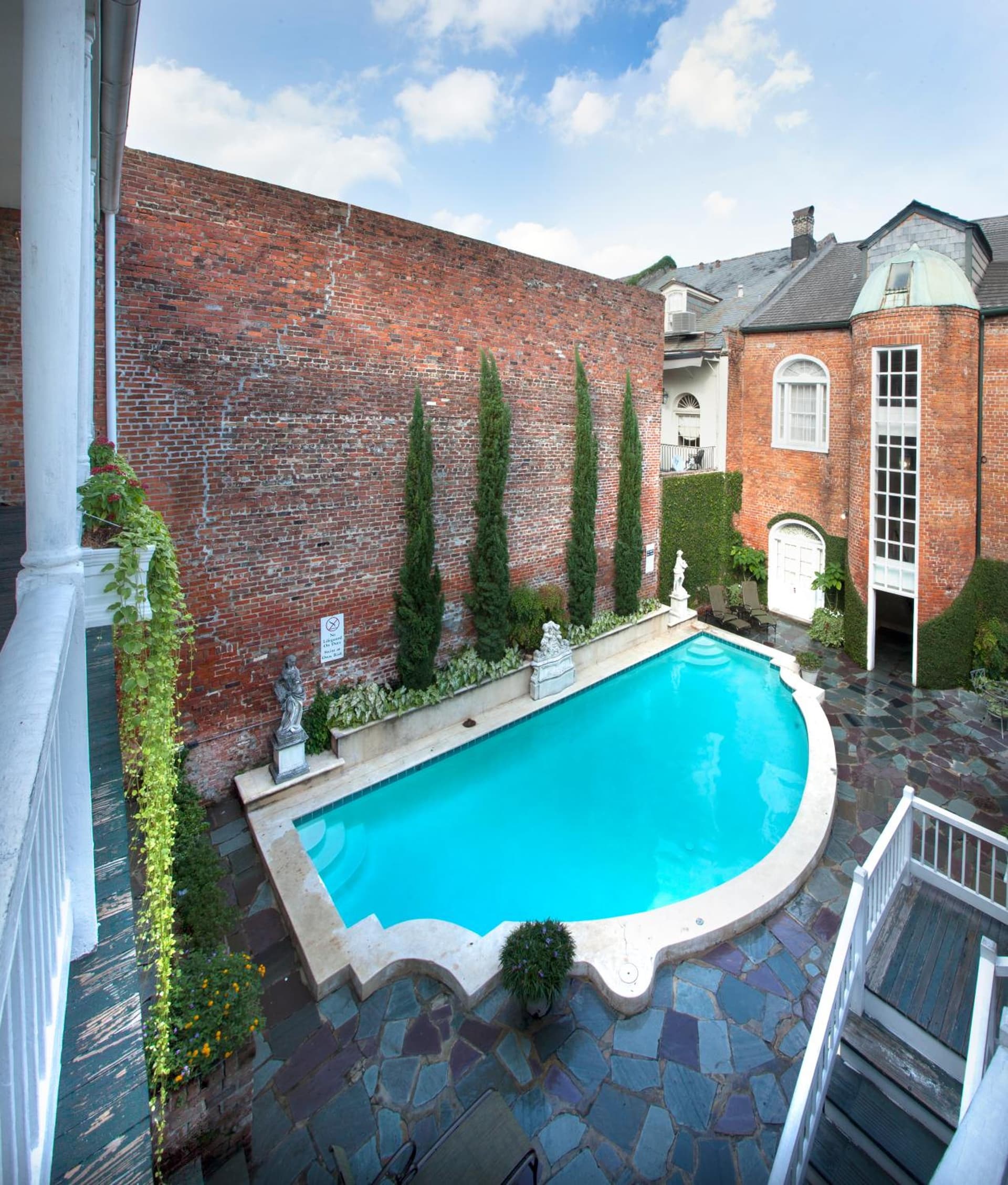 Chateau Hotel property views in New Orleans, LA — gallery photo 3