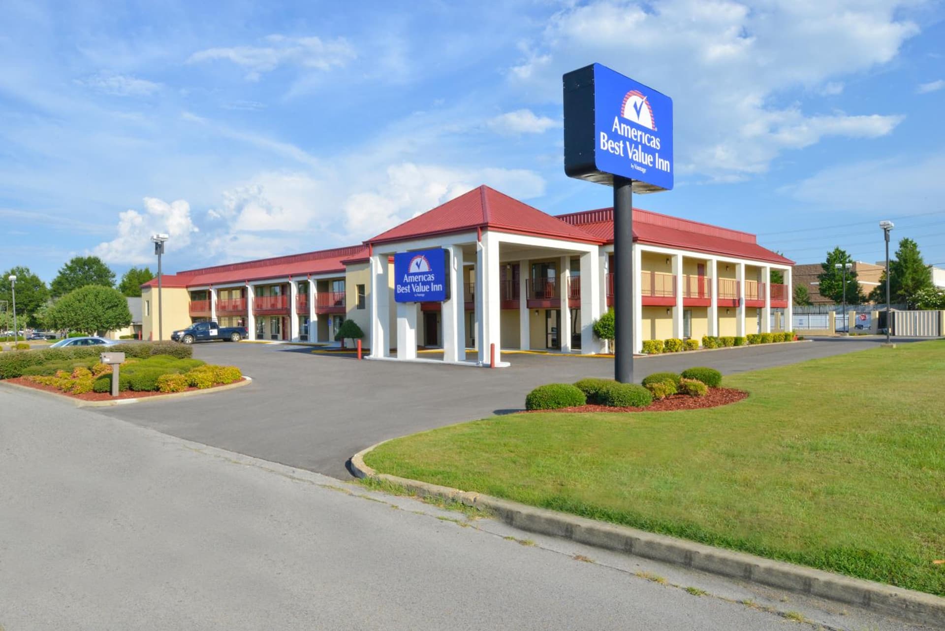 Americas Best Value Inn Tupelo Barnes Crossing featured exterior or lobby in Tupelo, MS — similar hotel
