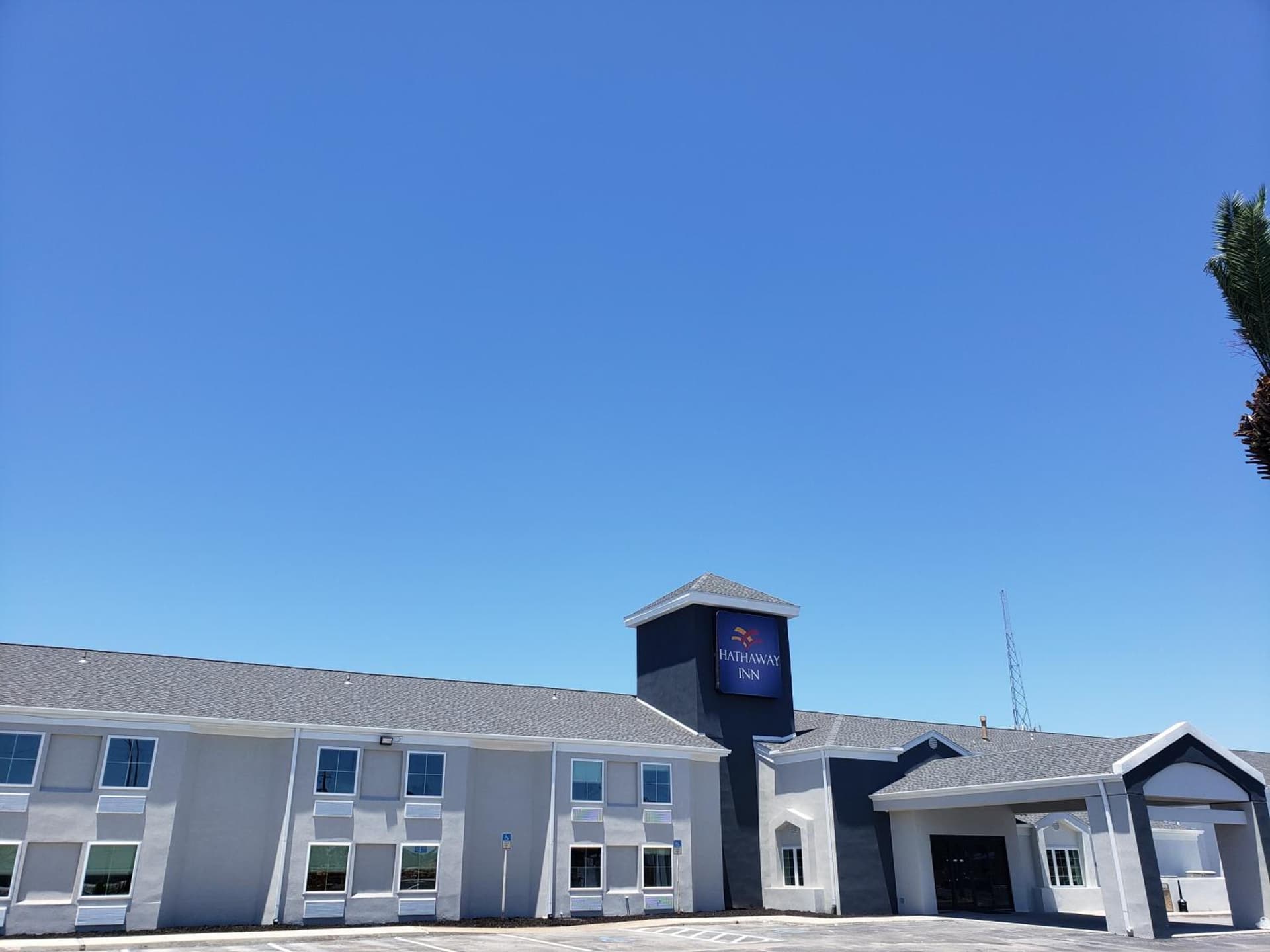 Hathaway Inn exterior or lobby in Panama City, FL — main listing photo