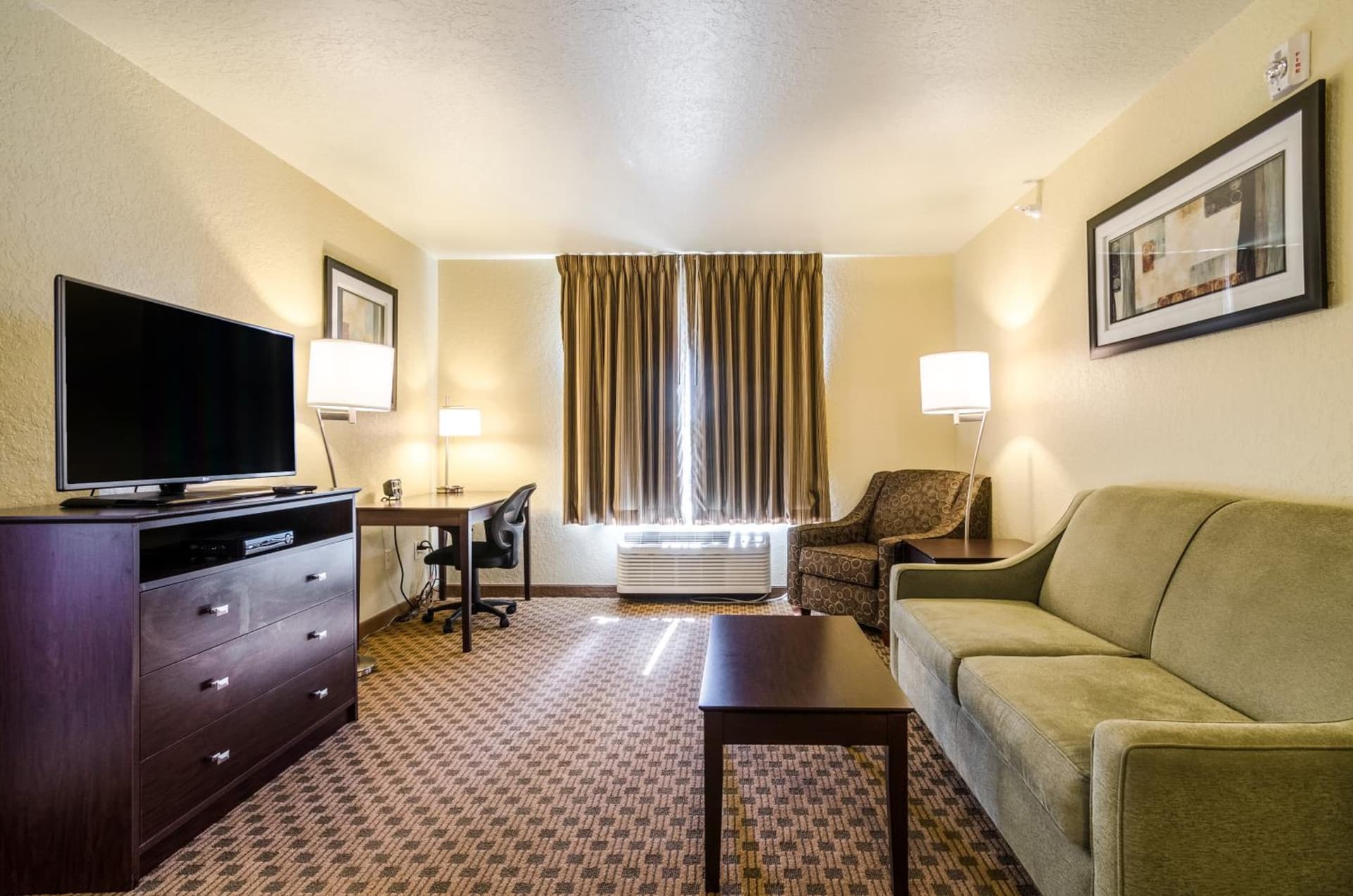 Cobblestone Inn and Suites - Eaton gallery photo in Eaton, CO — image 23