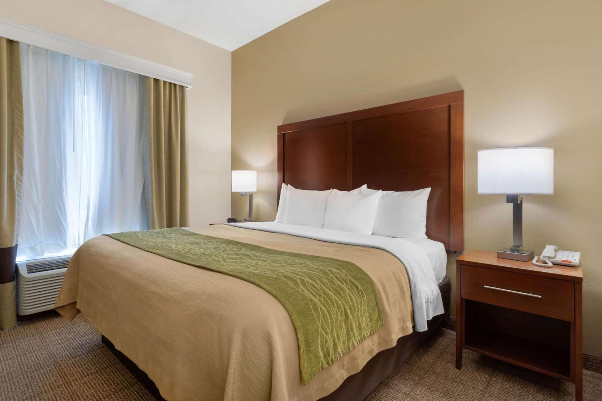 Comfort Inn & Suites Port Arthur-Port Neches gallery photo in Port Arthur, TX — image 16