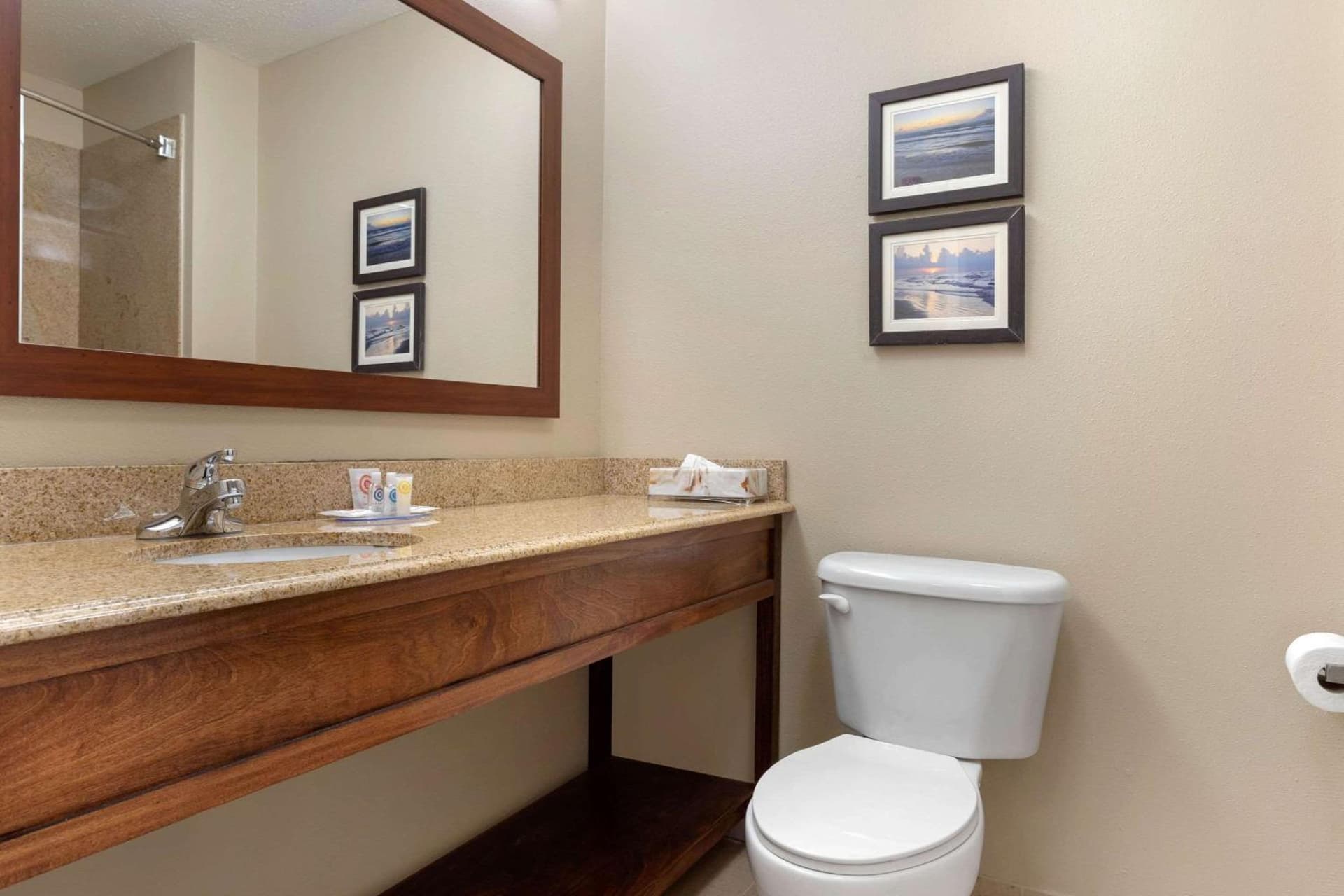 Comfort Inn & Suites Port Arthur-Port Neches gallery photo in Port Arthur, TX — image 21