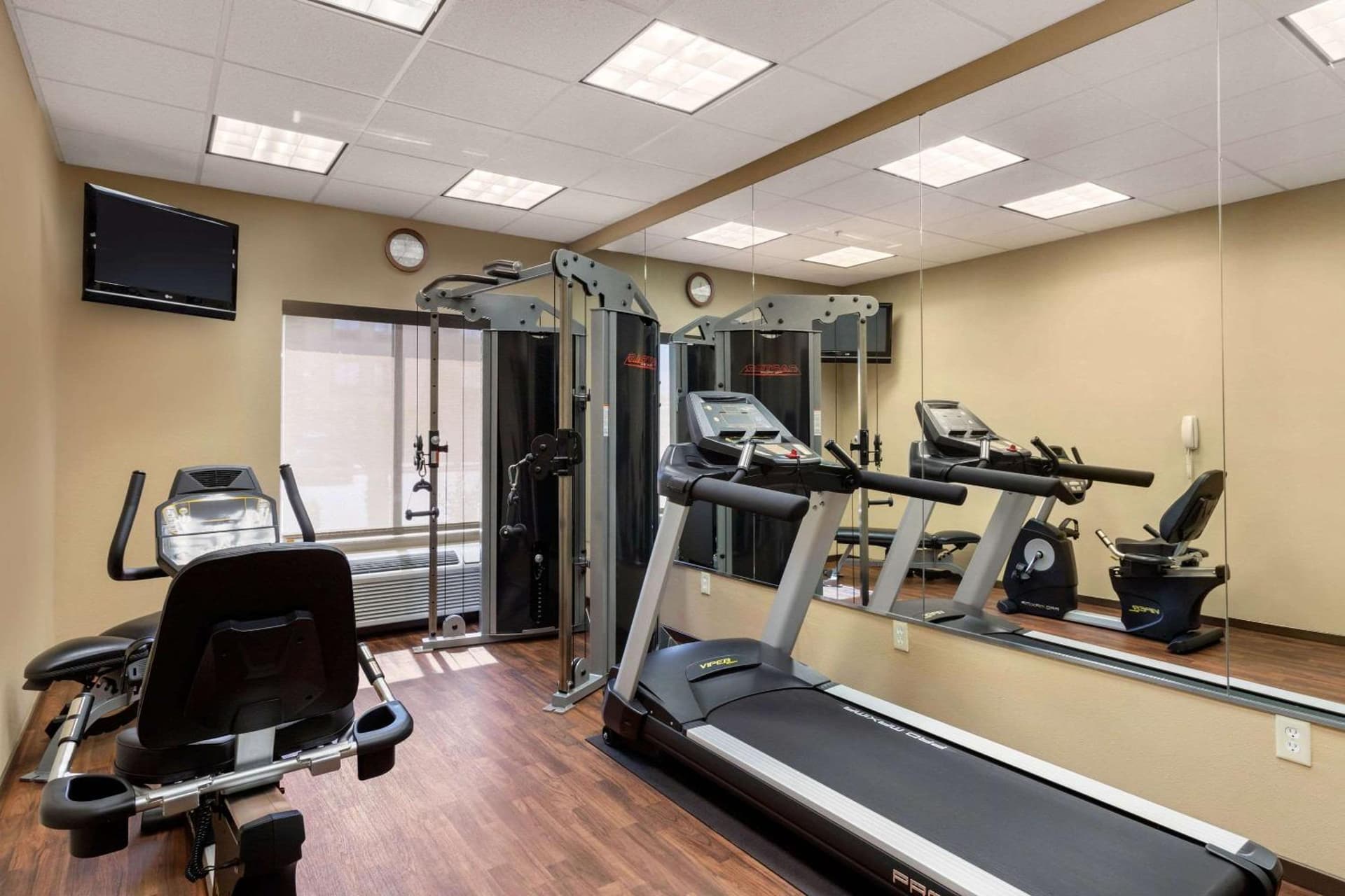 Comfort Inn & Suites Port Arthur-Port Neches gallery photo in Port Arthur, TX — image 13