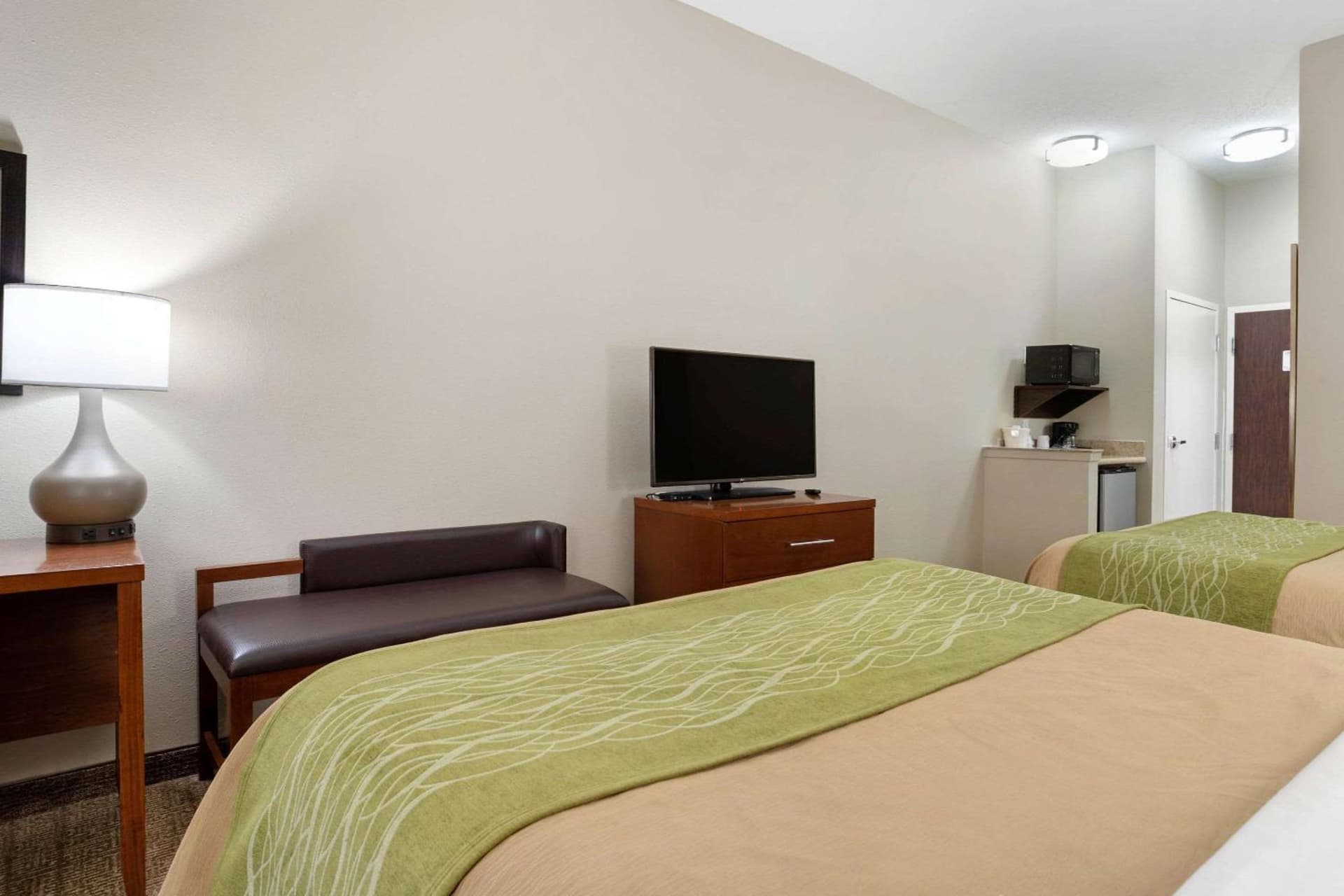 Comfort Inn & Suites Port Arthur-Port Neches gallery photo in Port Arthur, TX — image 17