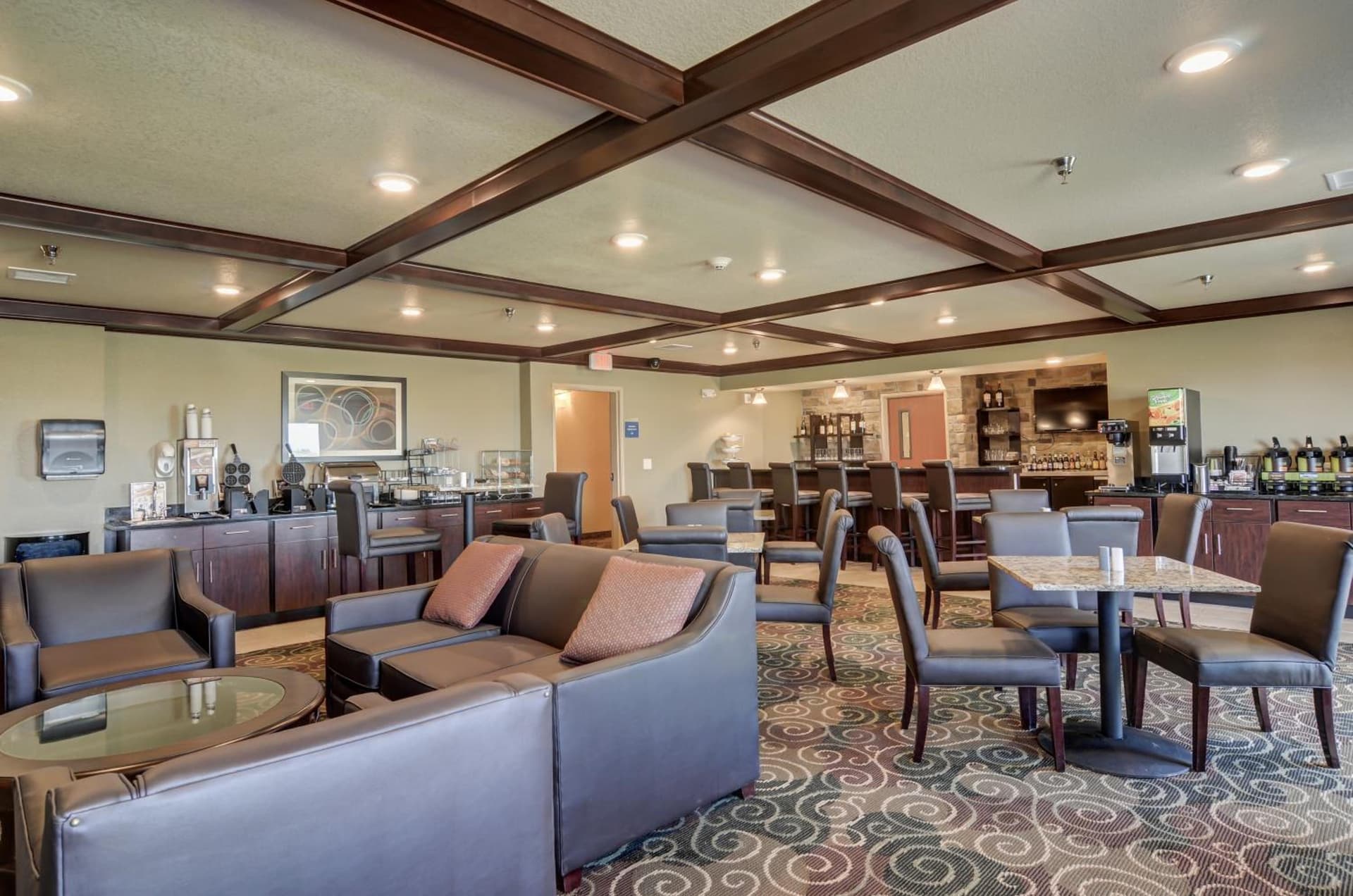 Cobblestone Inn and Suites - Eaton gallery photo in Eaton, CO — image 13
