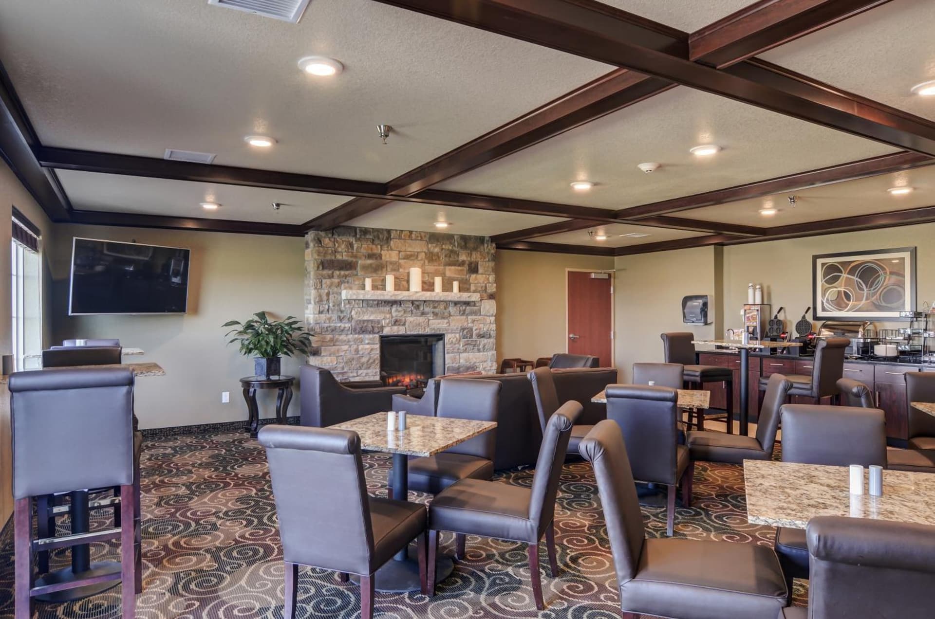 Cobblestone Inn and Suites - Eaton gallery photo in Eaton, CO — image 21