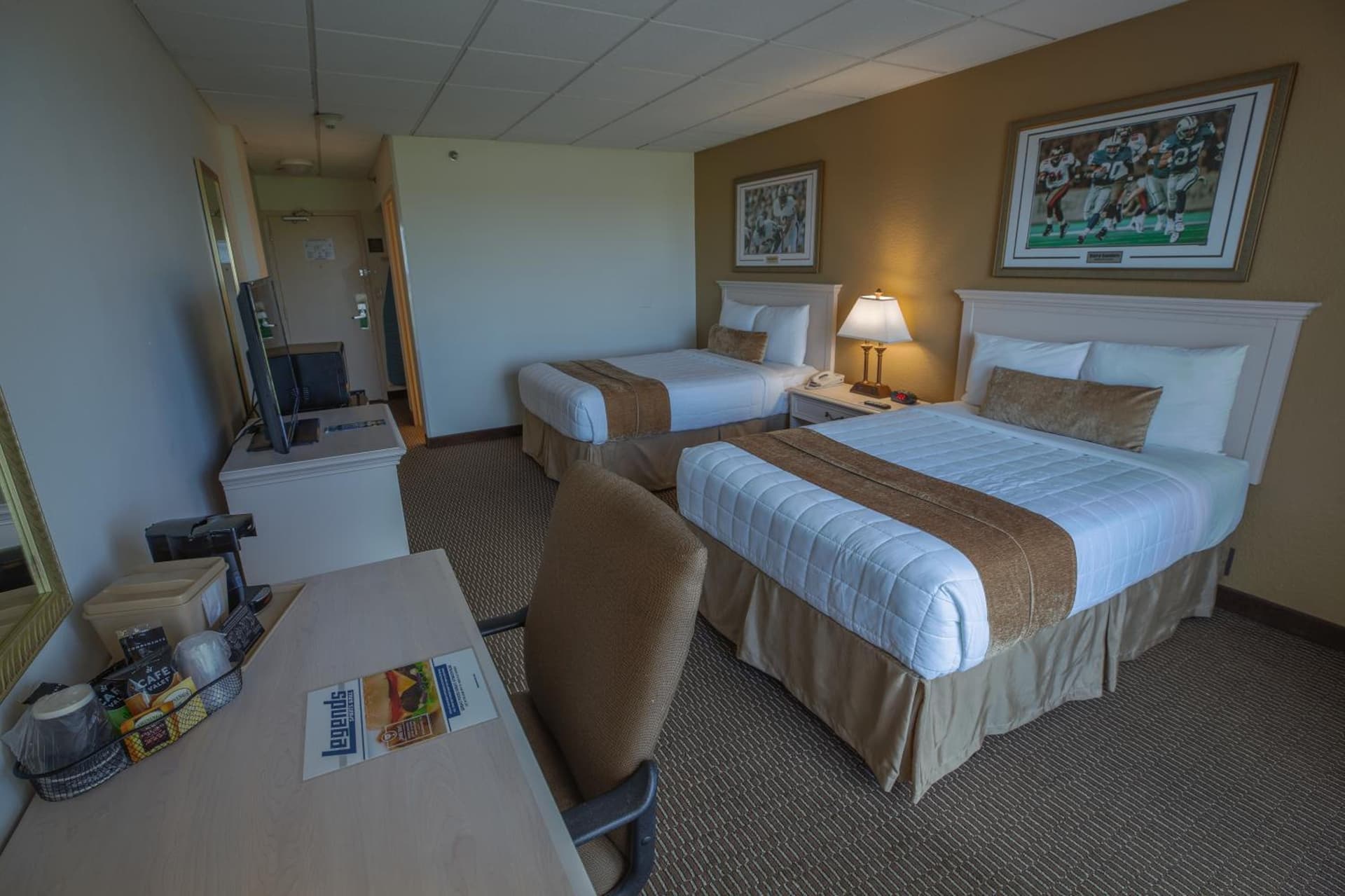 Stadium Hotel interior in Miami Gardens, FL — gallery photo 2