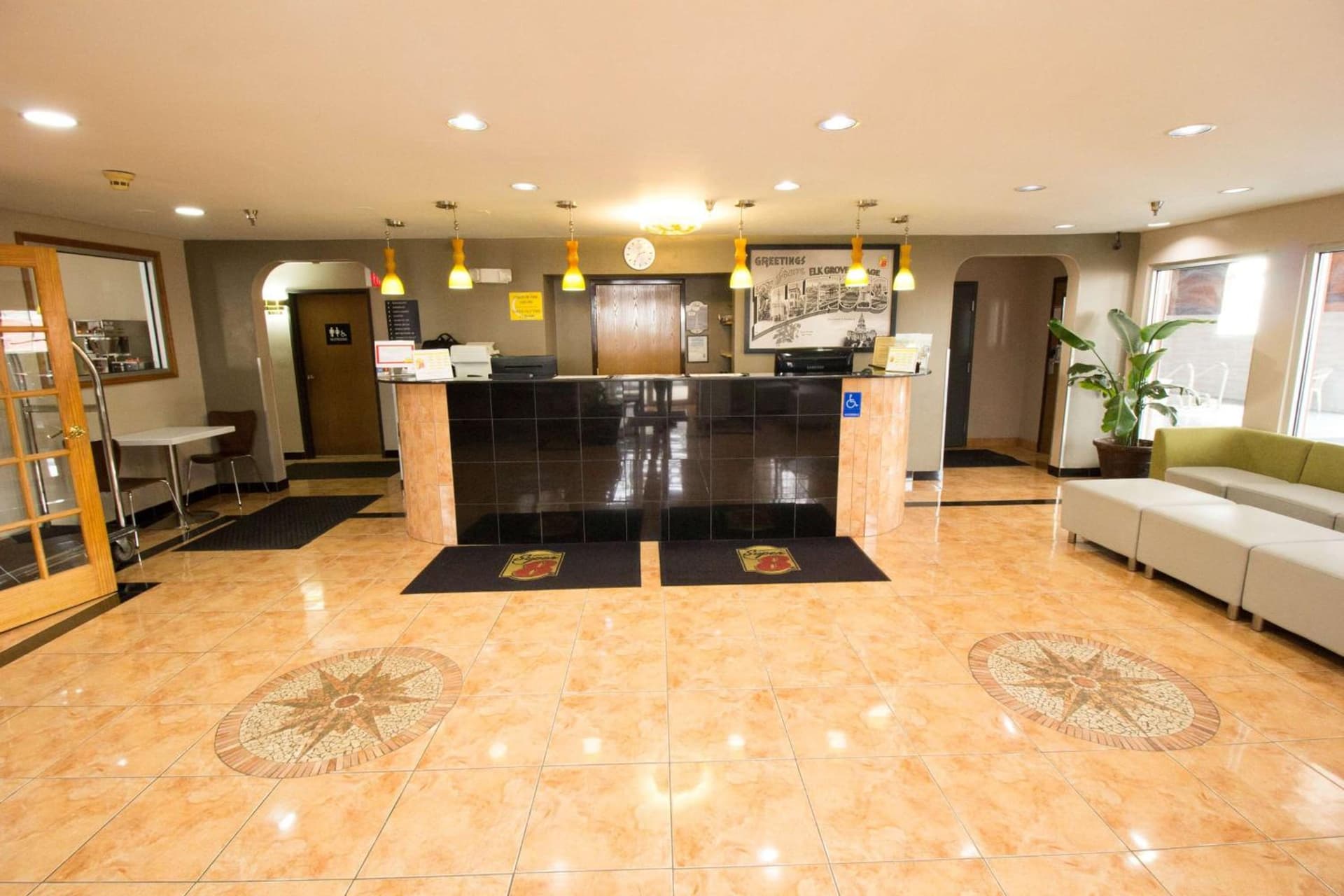 Super 8 by Wyndham Chicago O'Hare Airport property views in Elk Grove Village, IL — gallery photo 3