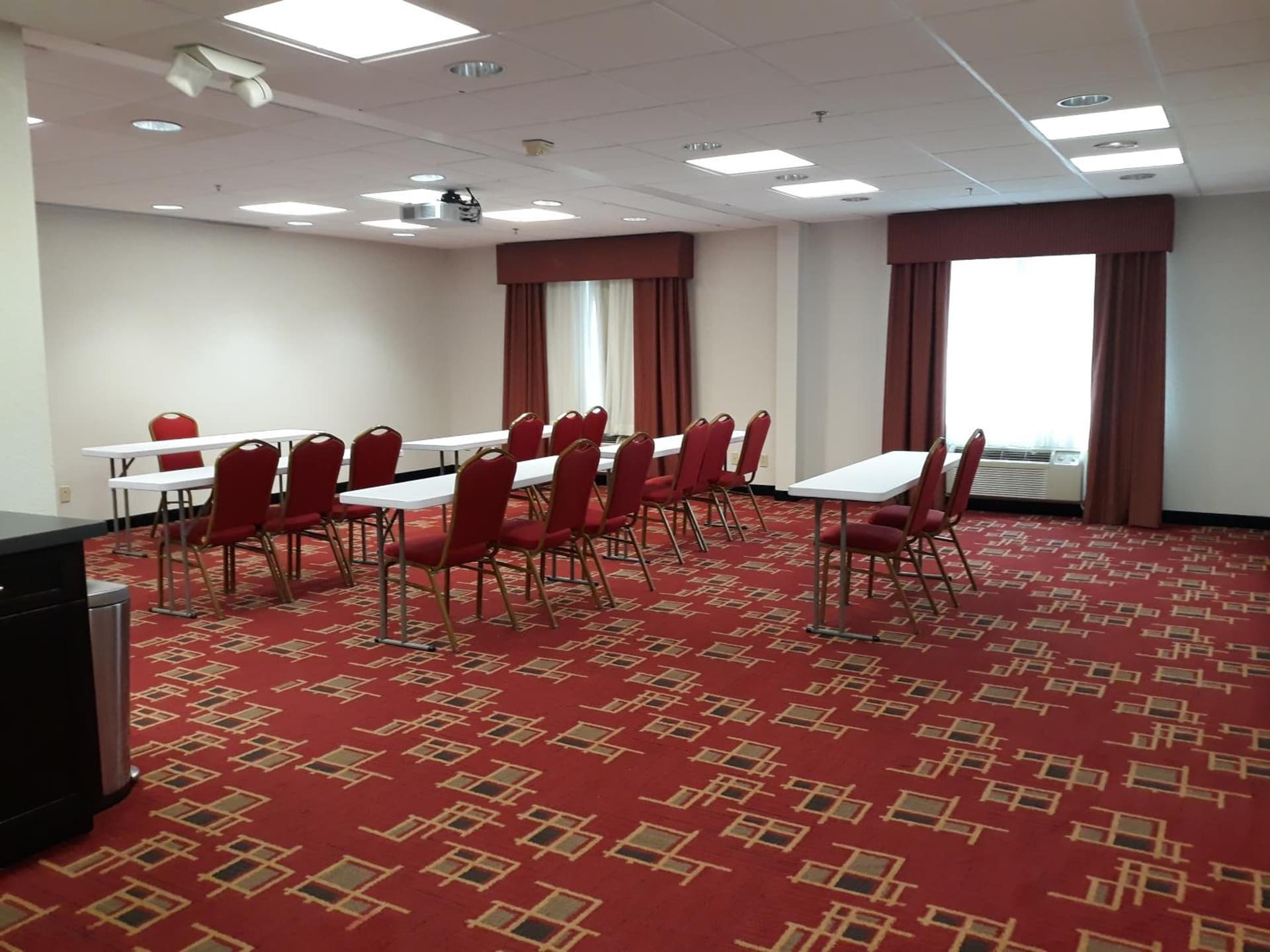 Country Inn & Suites by Radisson, DFW Airport South, TX gallery photo in Irving, TX — image 27