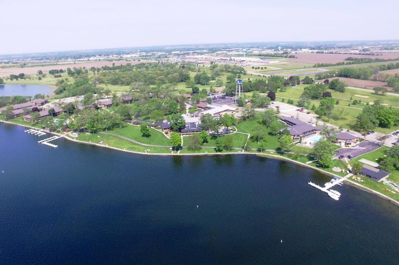 Lake Lawn Resort interior in Delavan, WI — gallery photo 2