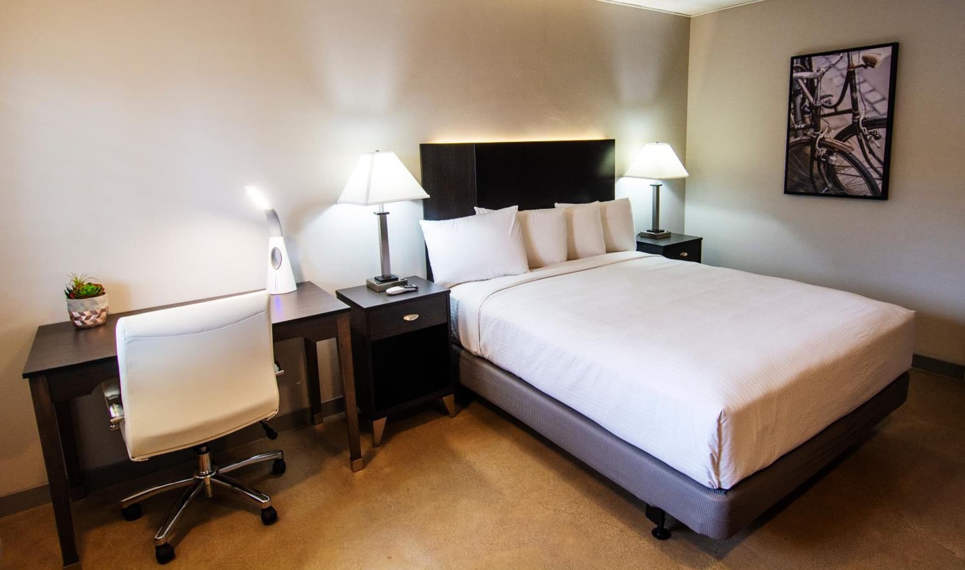 Americana Modern Hotel gallery photo in Redding, CA — image 26