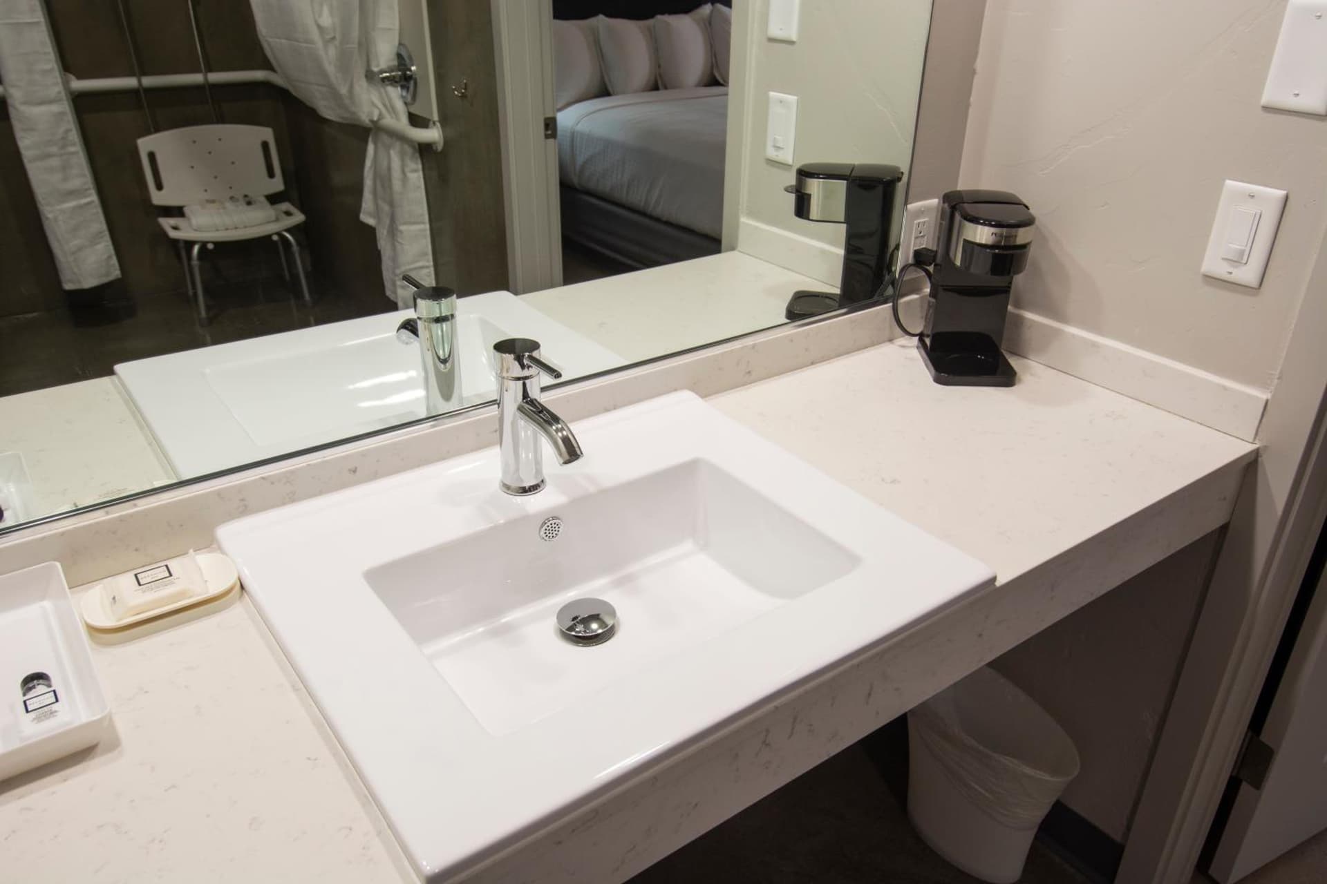 Americana Modern Hotel gallery photo in Redding, CA — image 5
