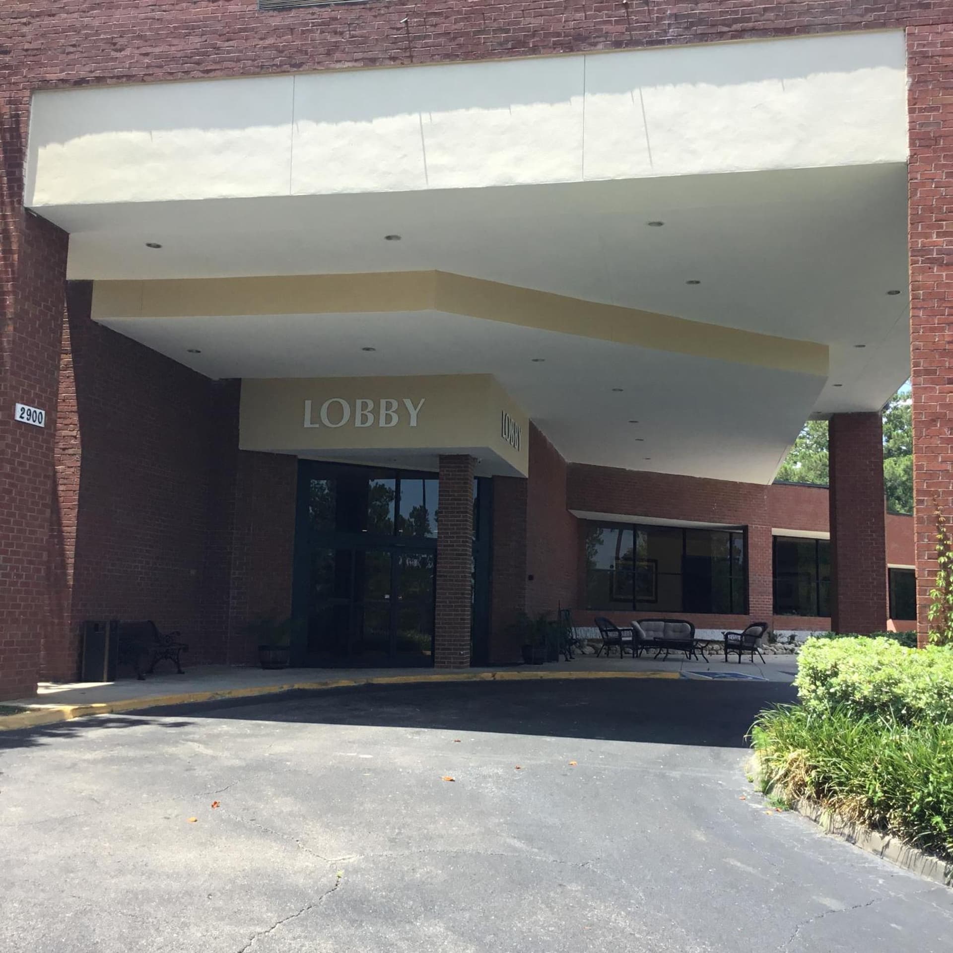 Days Inn & Suites by Wyndham Tallahassee Conf Center I-10 gallery photo in Tallahassee, FL — image 24